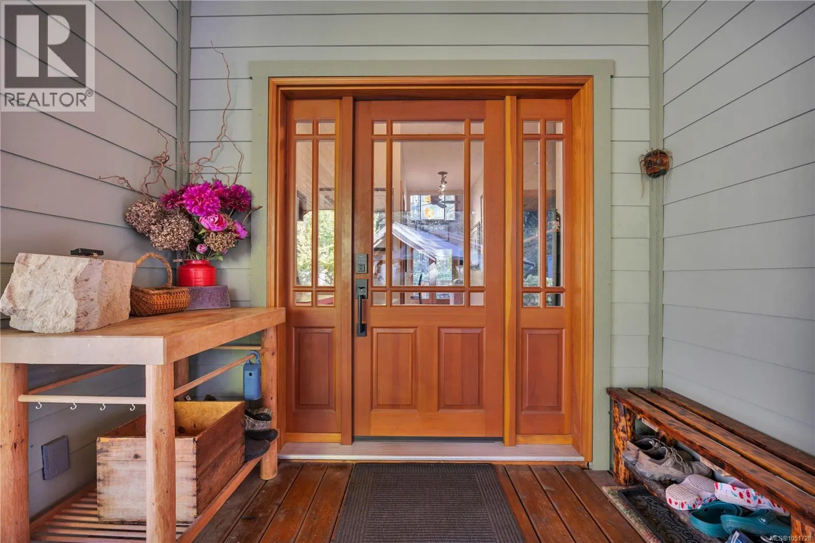Photo 4 of 44 at 2575 Coho Drive