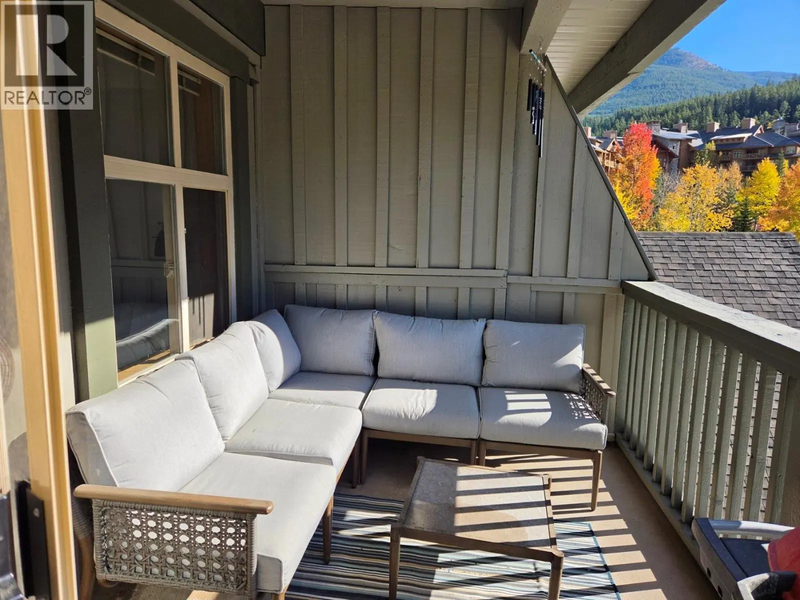 Photo 5 of 15 at #303 – 2050 Summit Drive