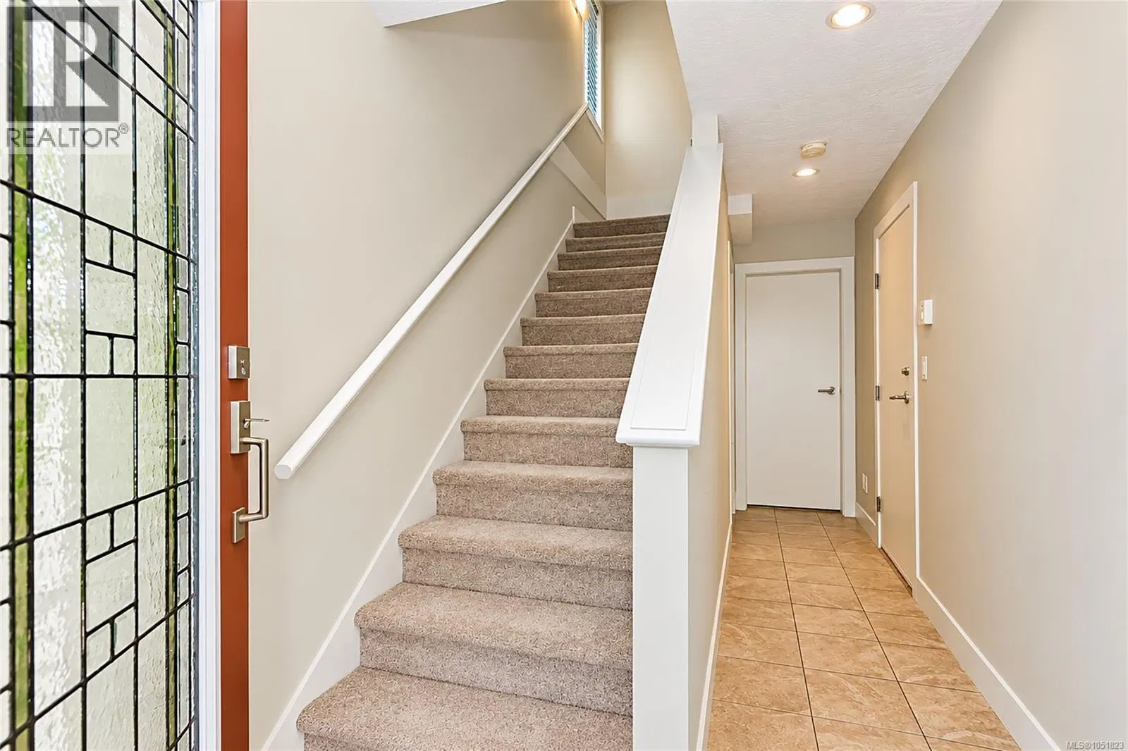 Photo 4 of 41 at 2105 Greenhill Rise