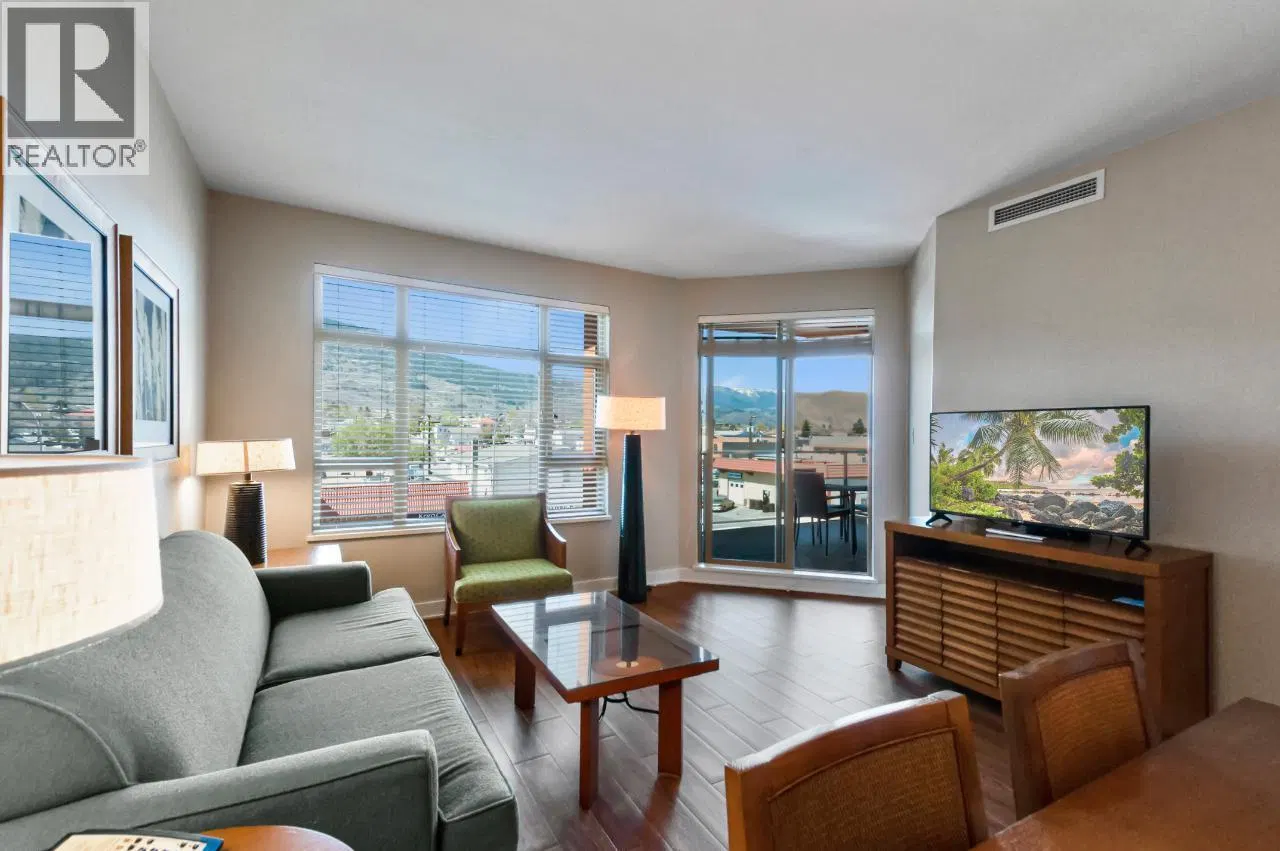 #420 – 15 PARK Place