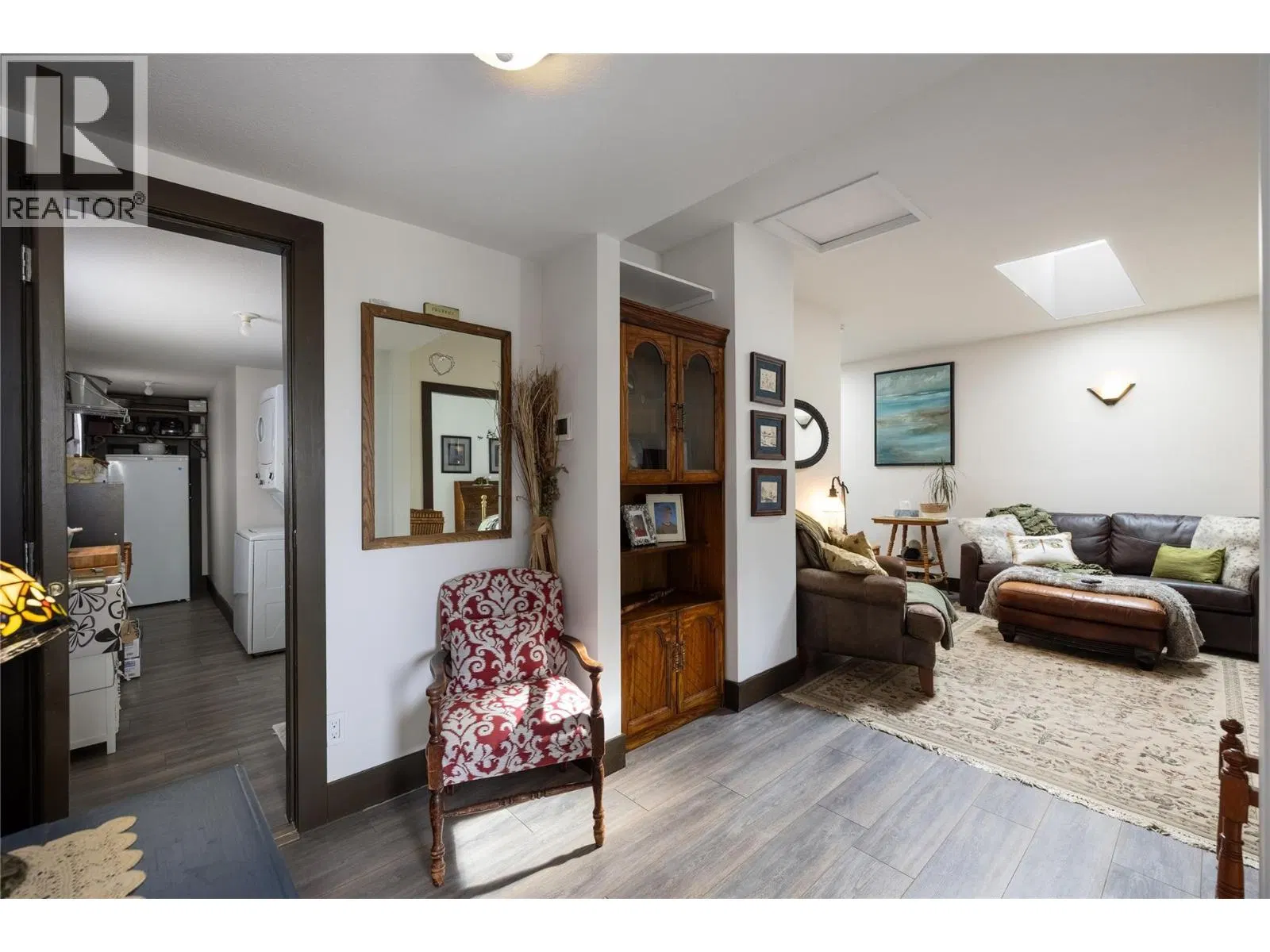 Photo 4 of 44 at 2213 33 Street