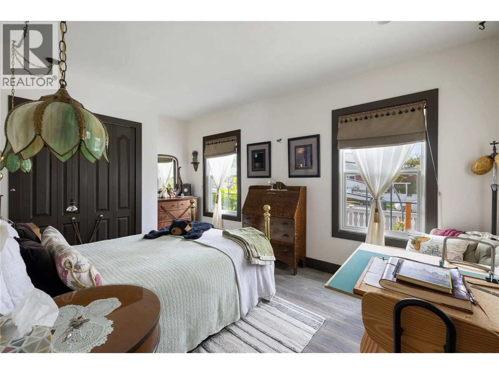 Photo 5 of 44 at 2213 33 Street