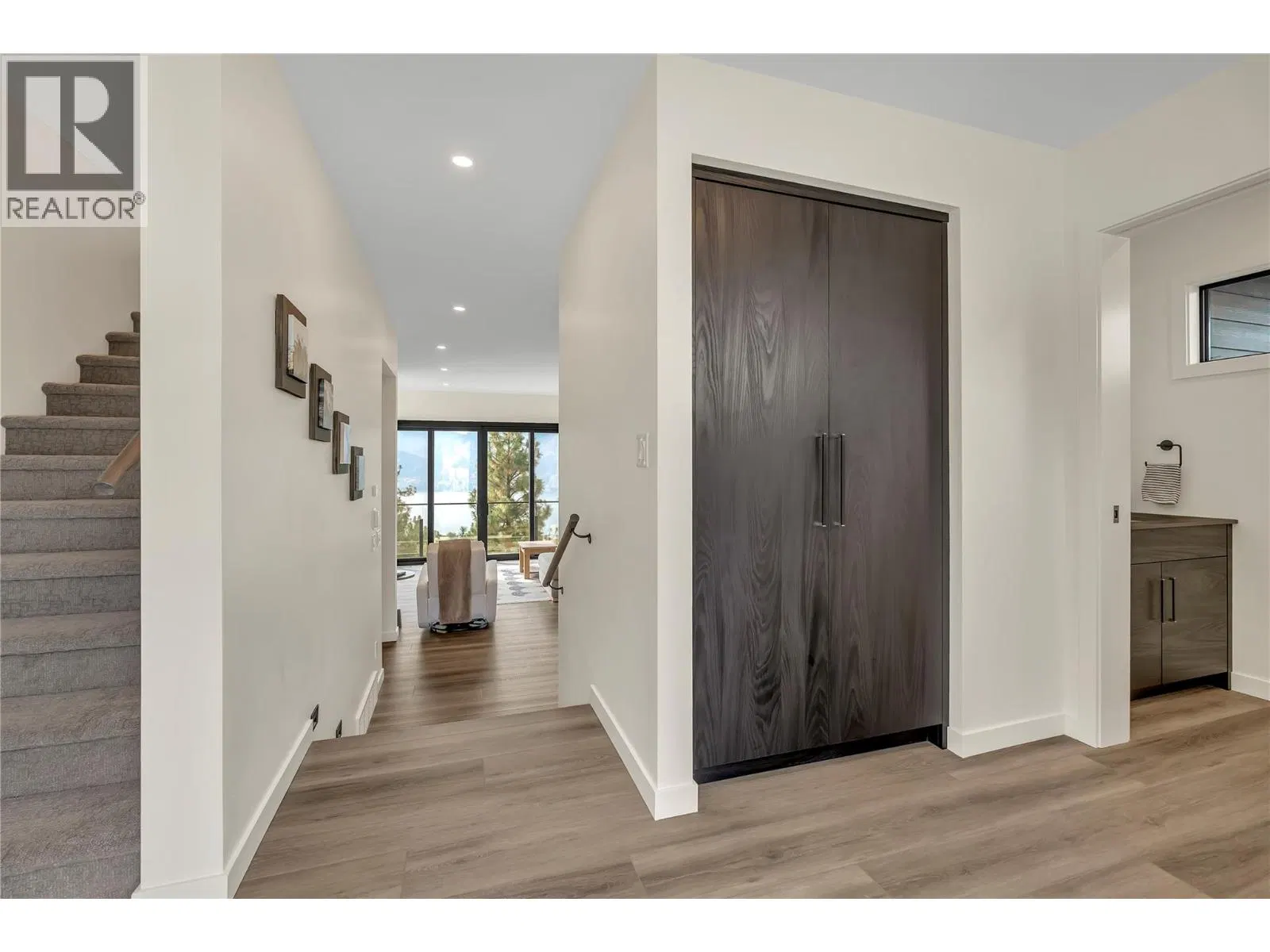 Photo 5 of 79 at #117 – 3331 Evergreen Drive