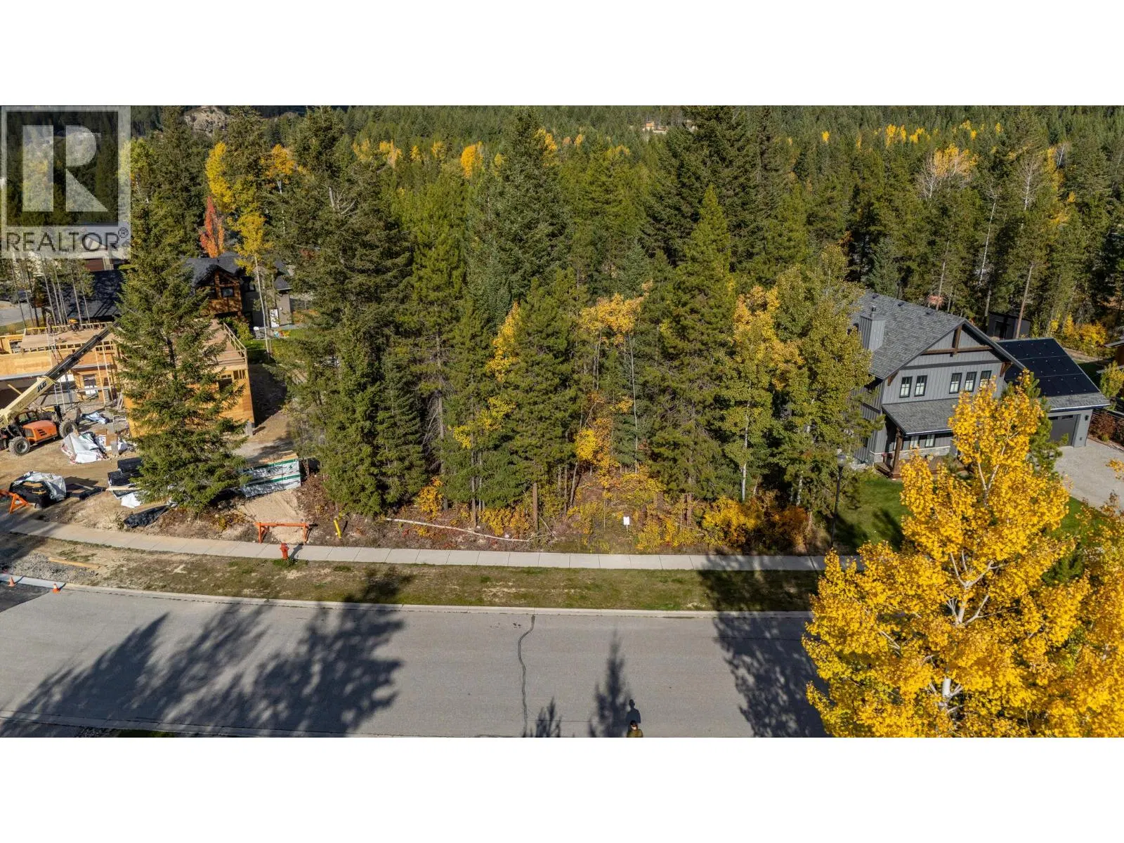 Photo 1 of 8 at 1520 Quartz Crescent