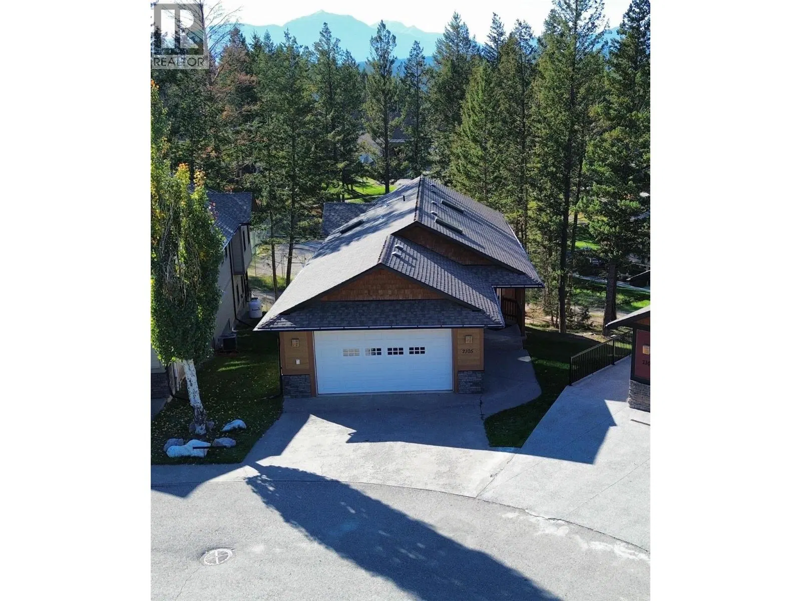 Photo 4 of 40 at 7305 Copperhorn Drive