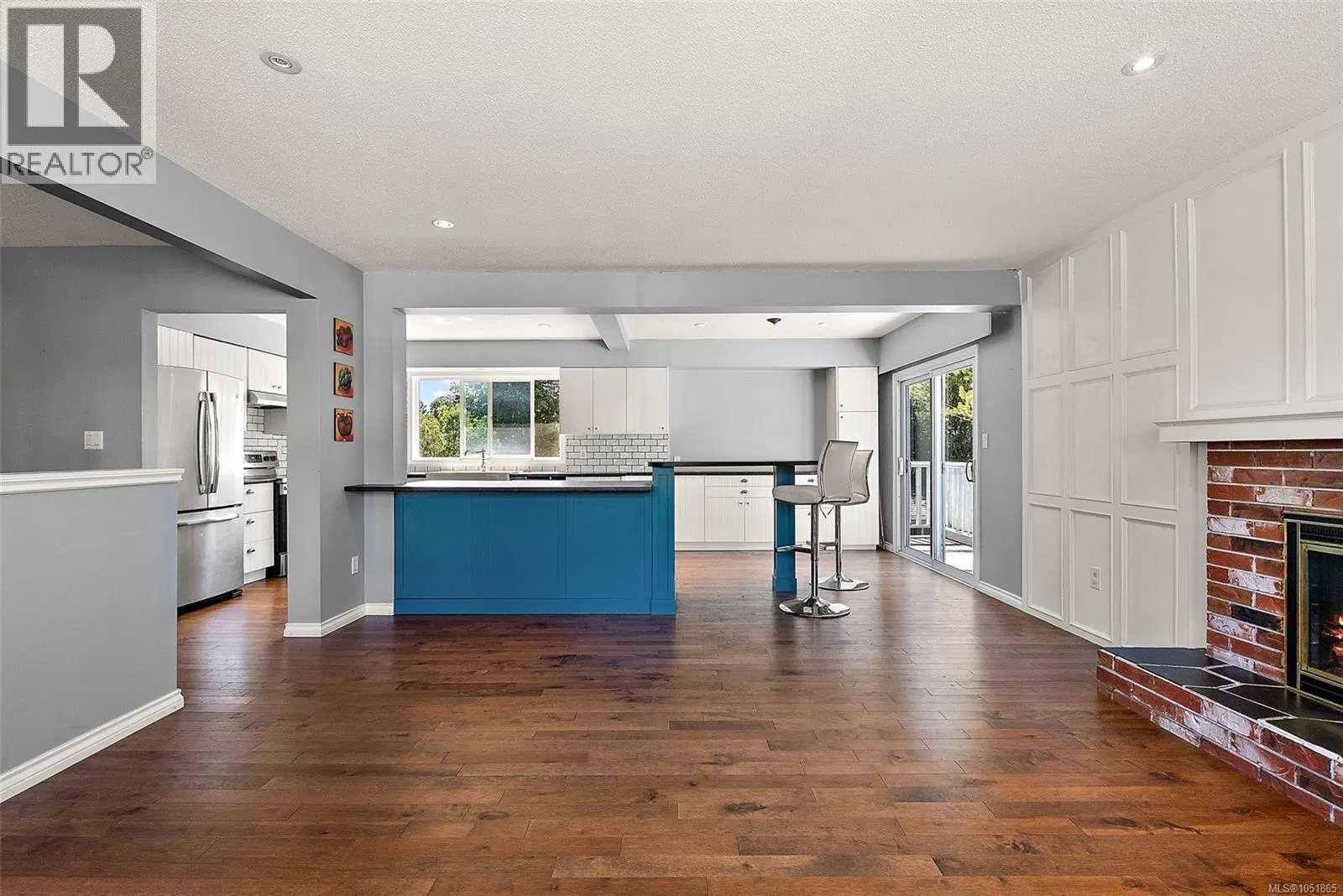 Photo 5 of 44 at 1839 San Pedro Avenue