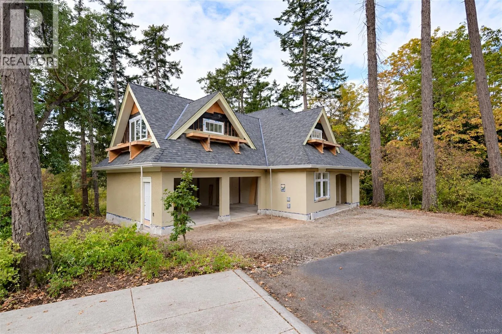 Photo 2 of 16 at 3136 Bowkett Place