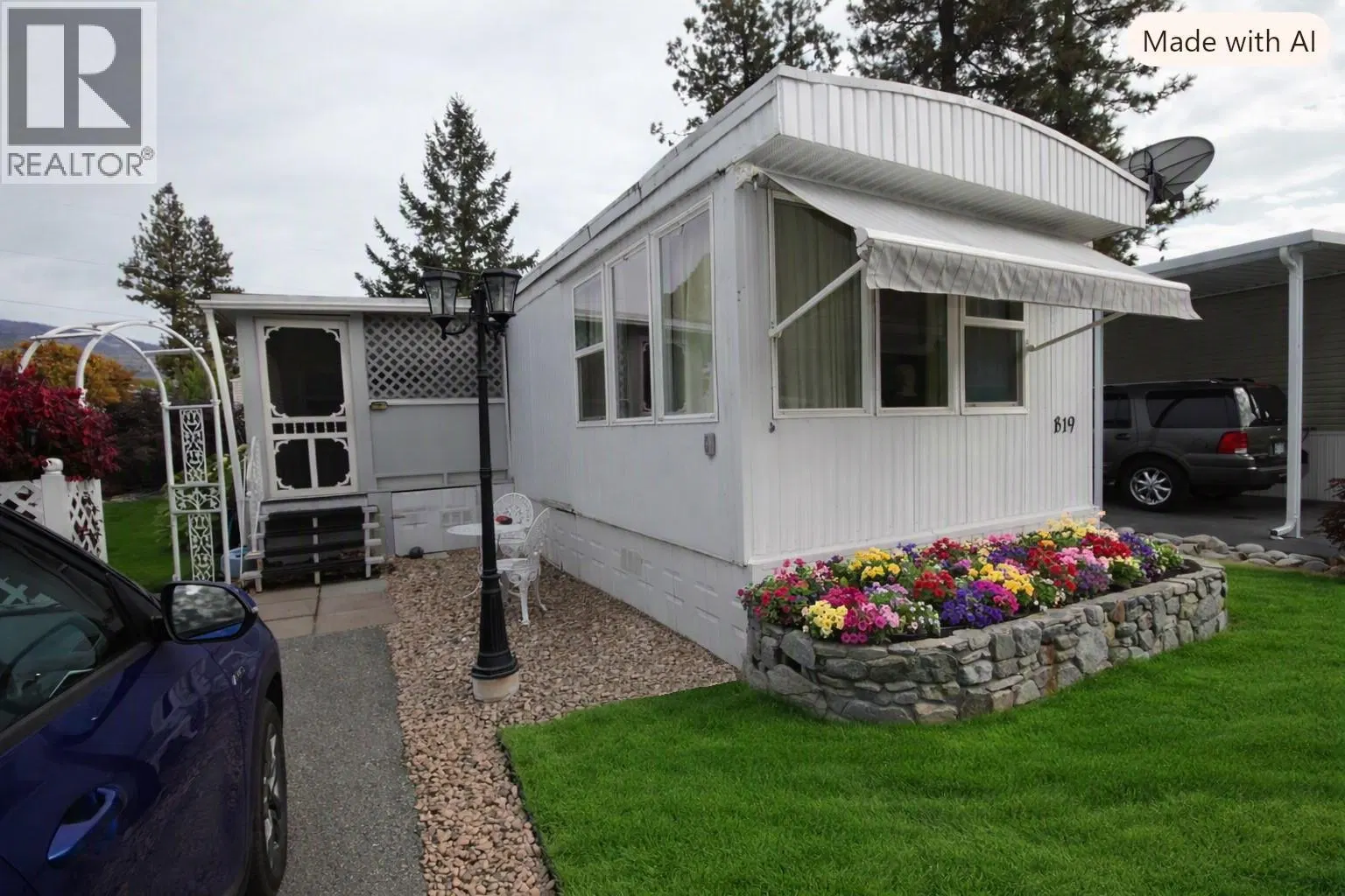 Photo 2 of 27 at B19 – 4505 MCLEAN CREEK Road