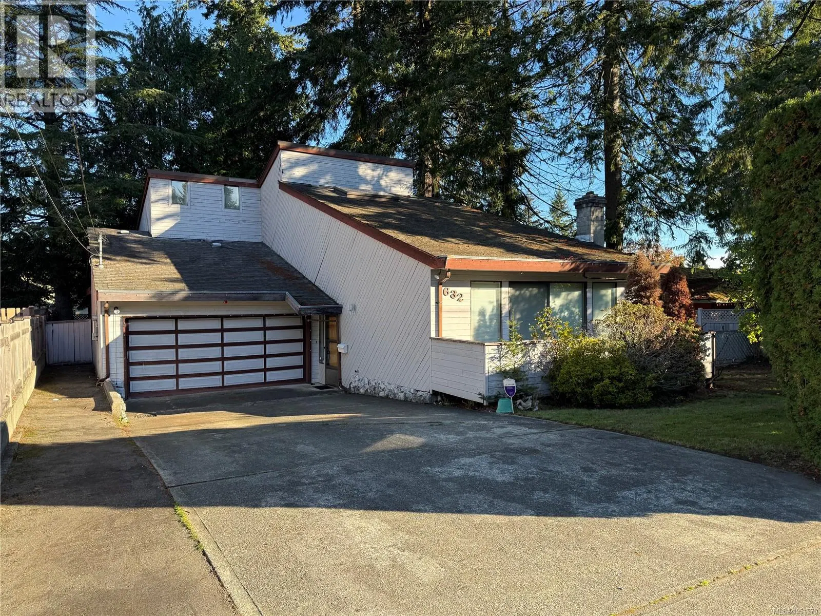 Photo 1 of 24 at 632 Erickson Road