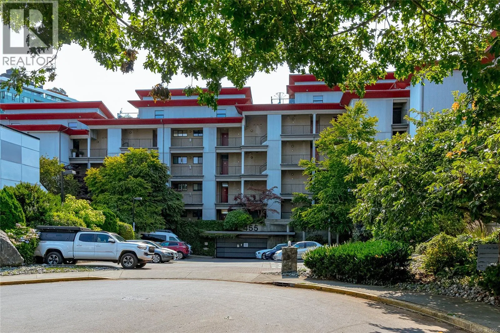 Photo 4 of 35 at #209 – 455 Sitkum Road