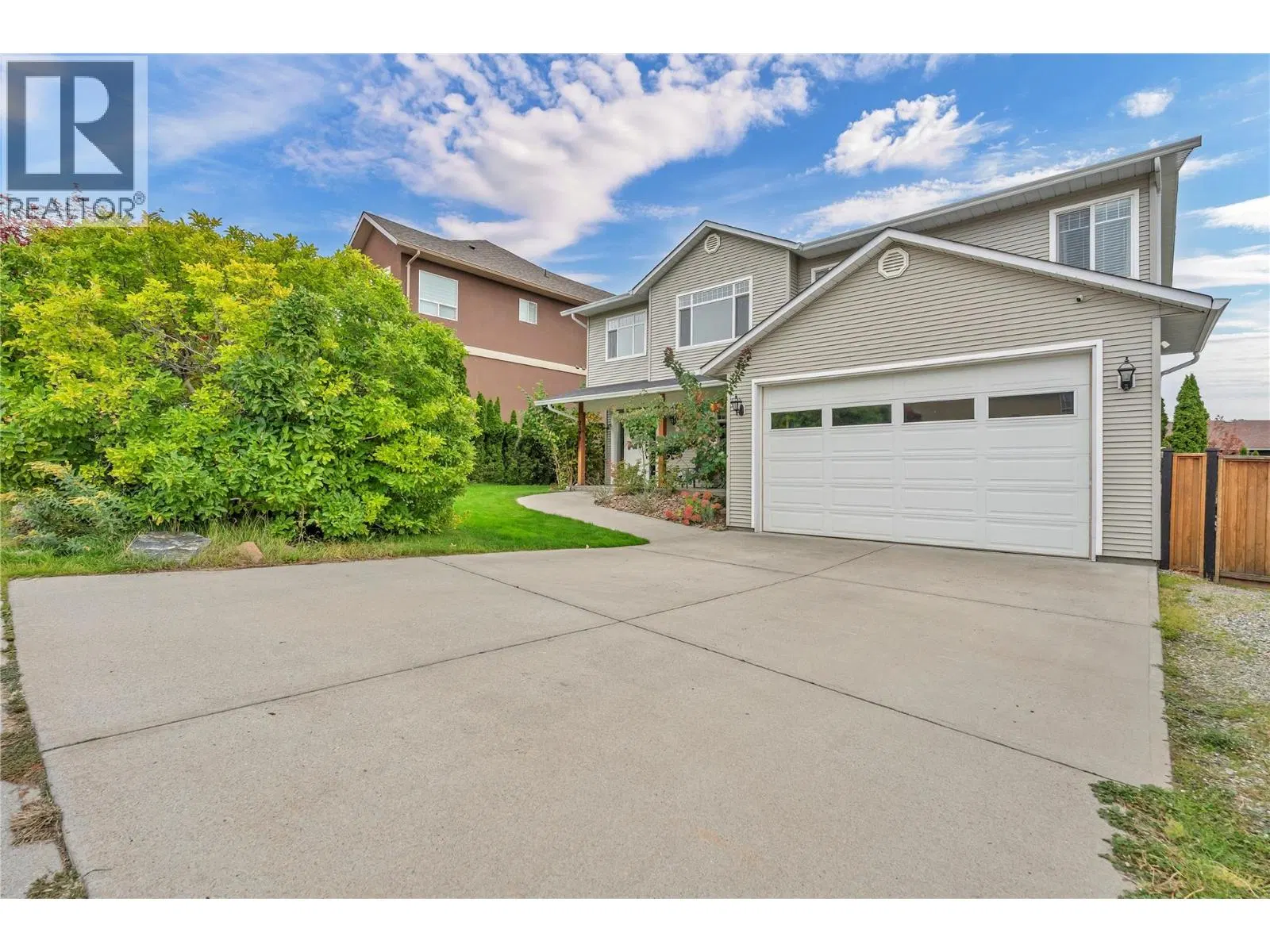 Photo 2 of 45 at 2390 Wiltse Drive