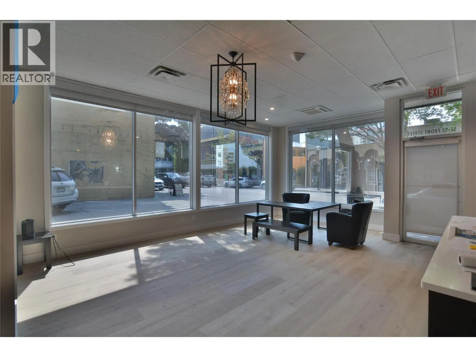 Photo 5 of 13 at 52 Front Street