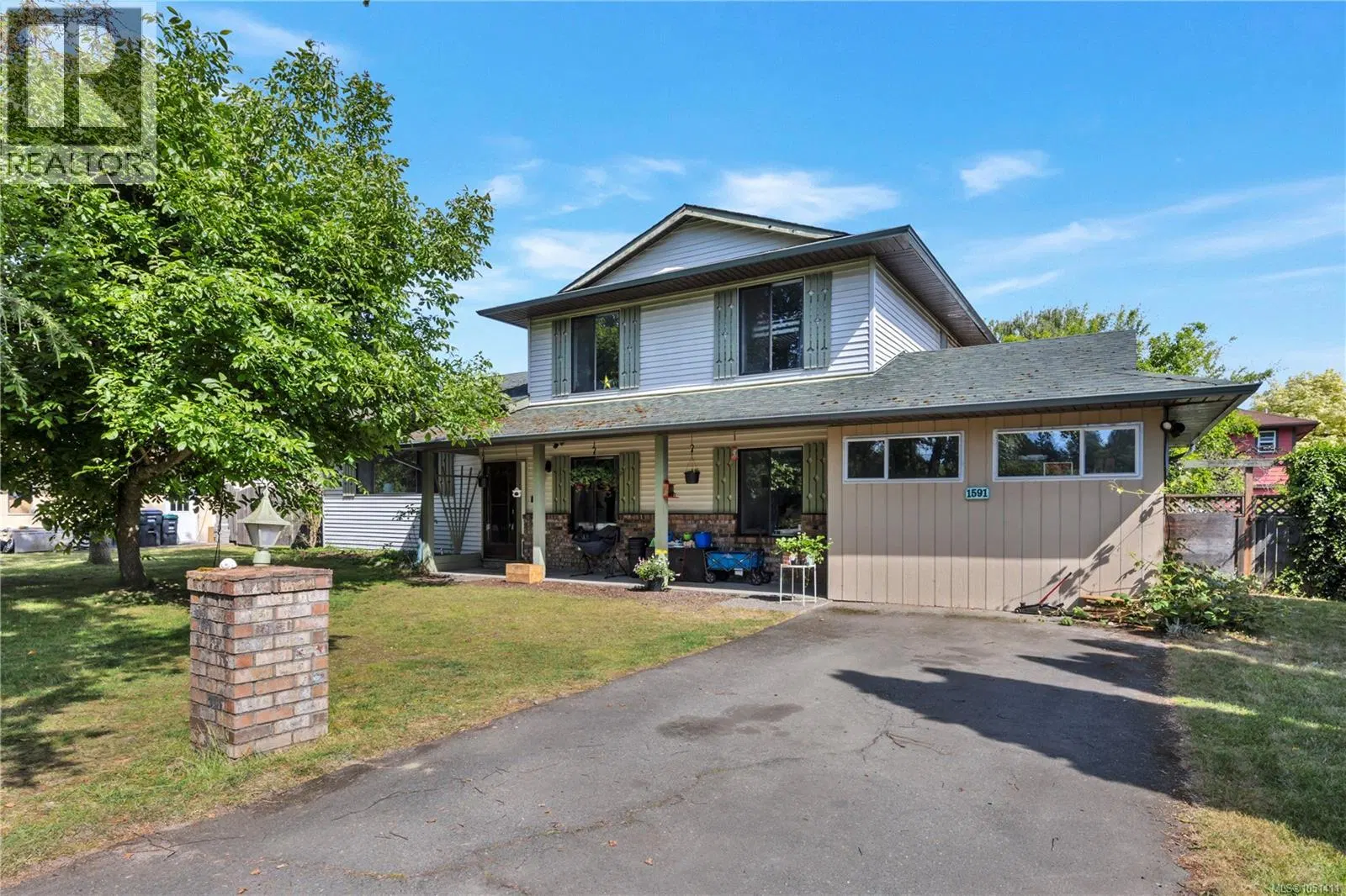 1591 Sharon Place