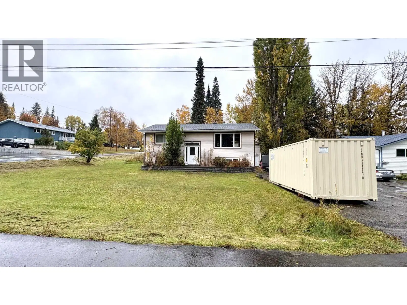3644 WILLOWDALE Drive