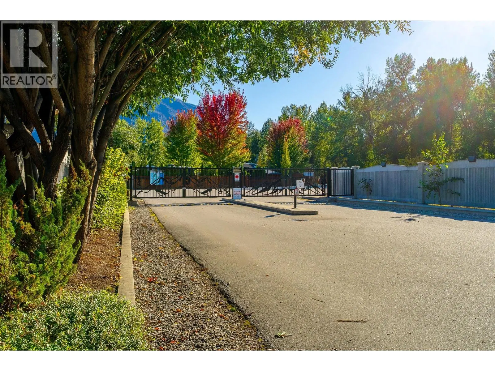 Photo 3 of 41 at 46 Cottonwood Drive
