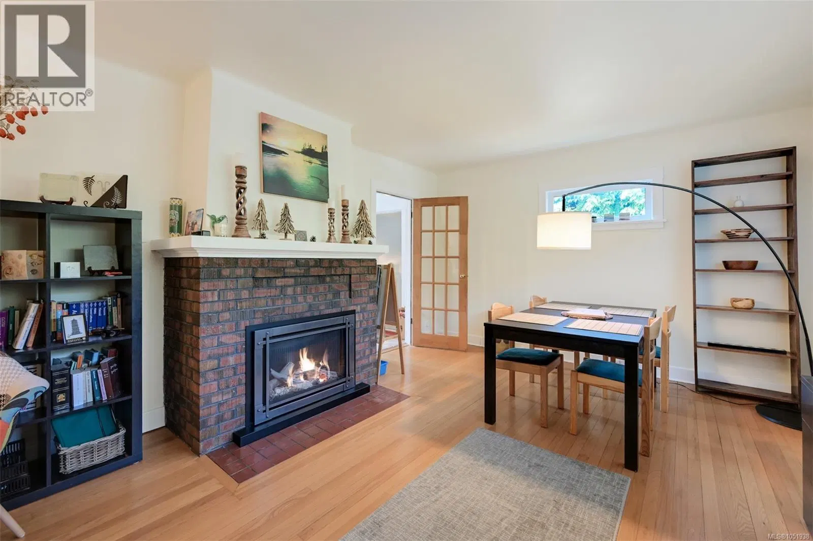 Photo 4 of 46 at 3374 Cook Street