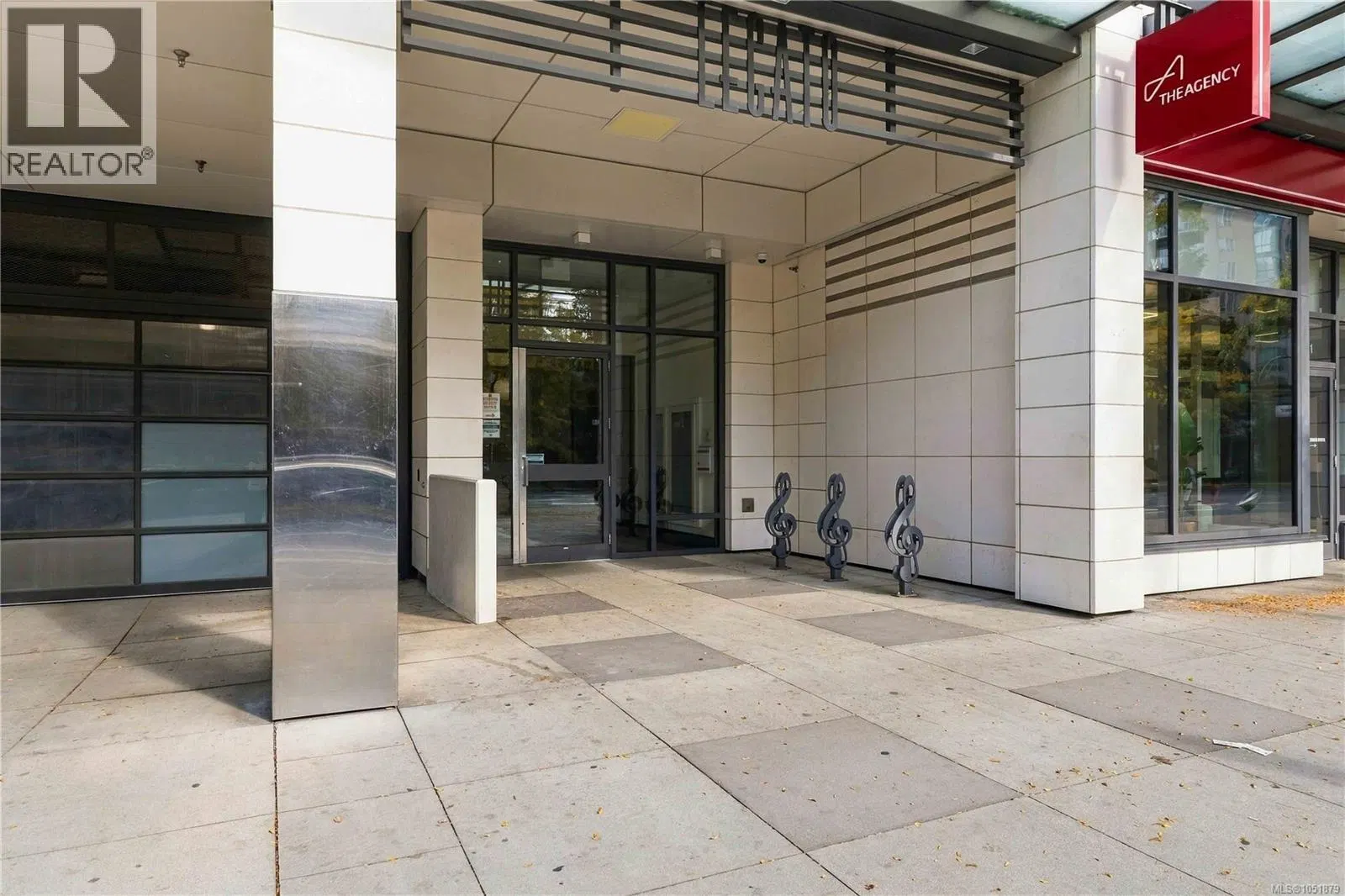 Photo 3 of 33 at #204 – 960 YATES Street