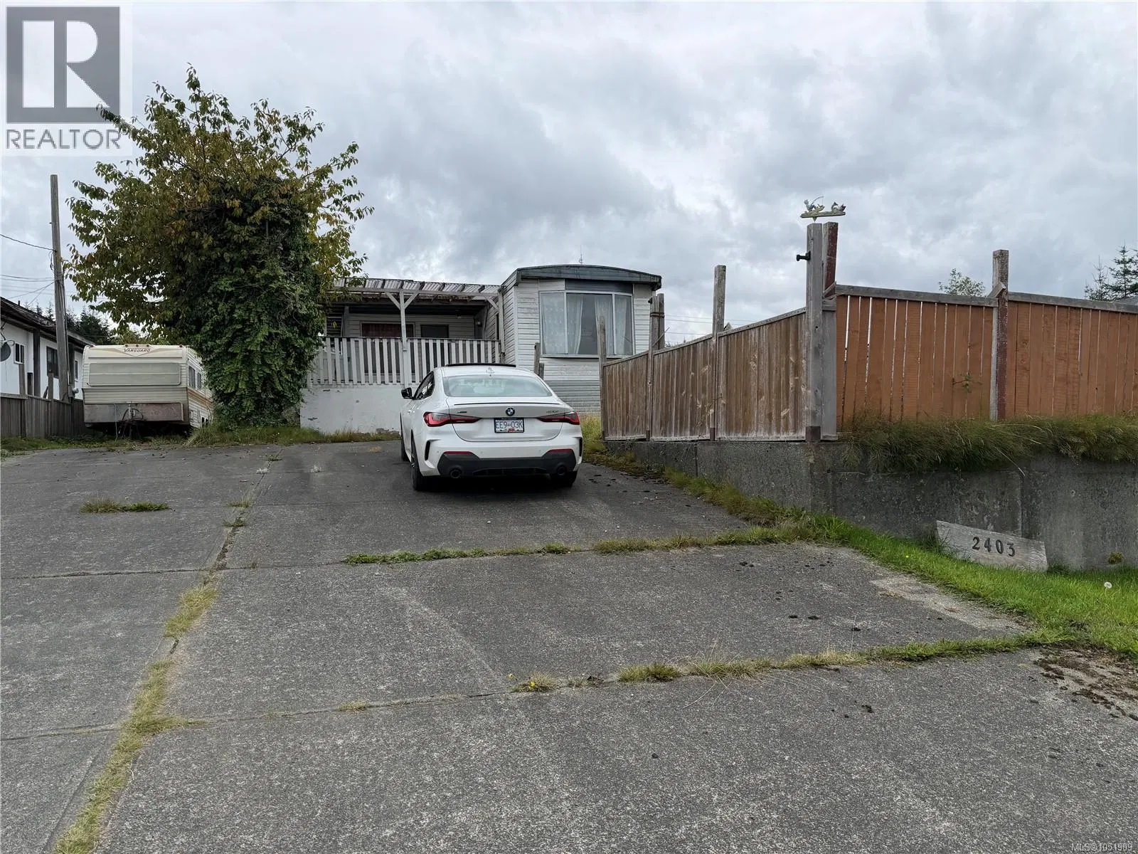 Photo 1 of 10 at 2403 Chelohsin Crescent