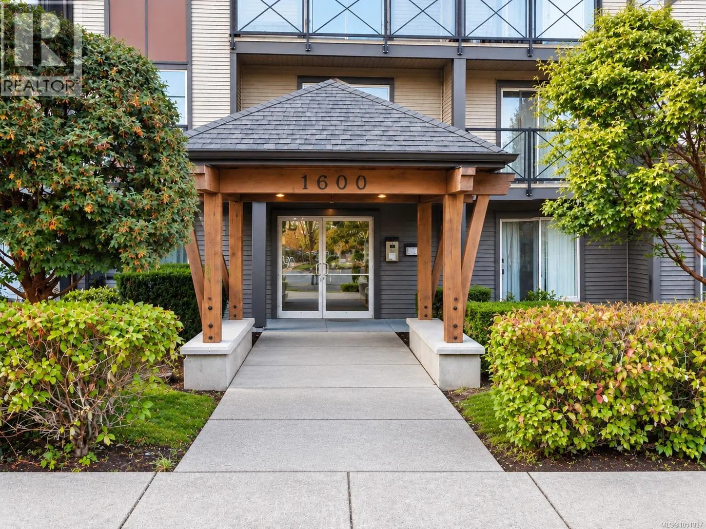 #101 – 1600 Caspers Way