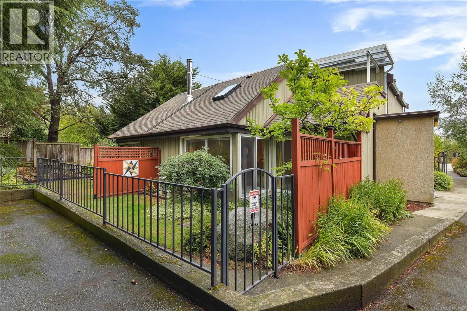 2310 Fernwood Road