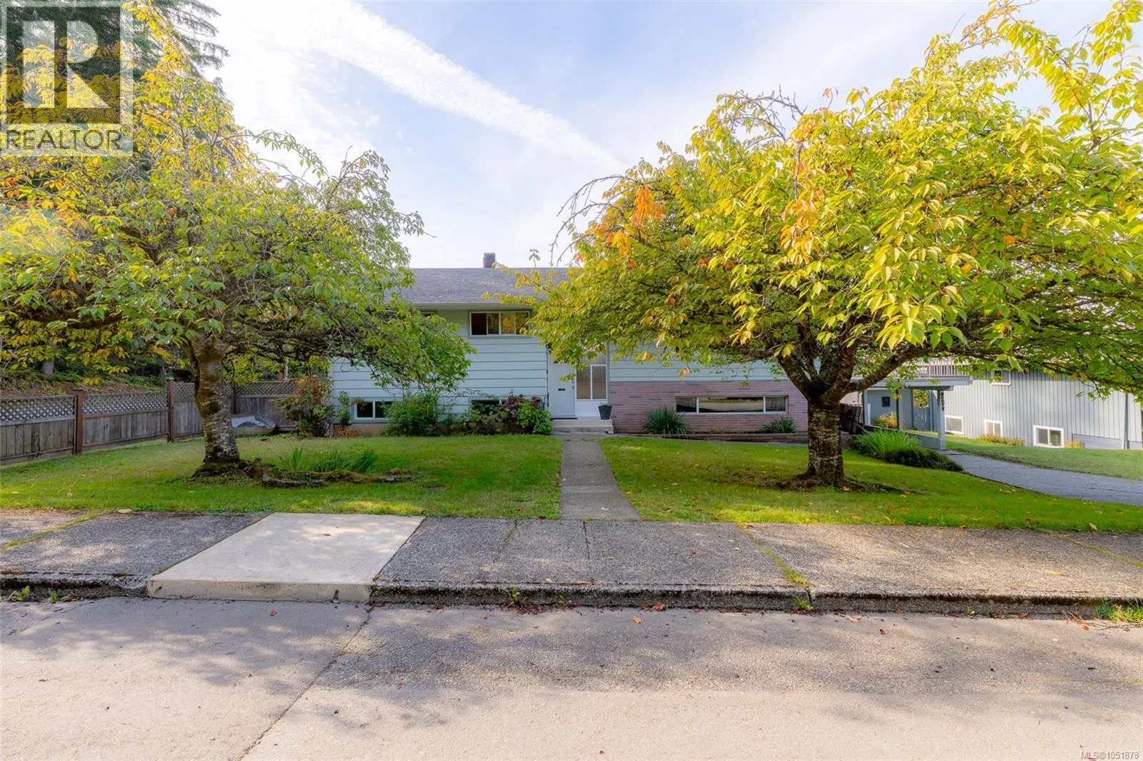 Photo 2 of 57 at 2804 16th Avenue