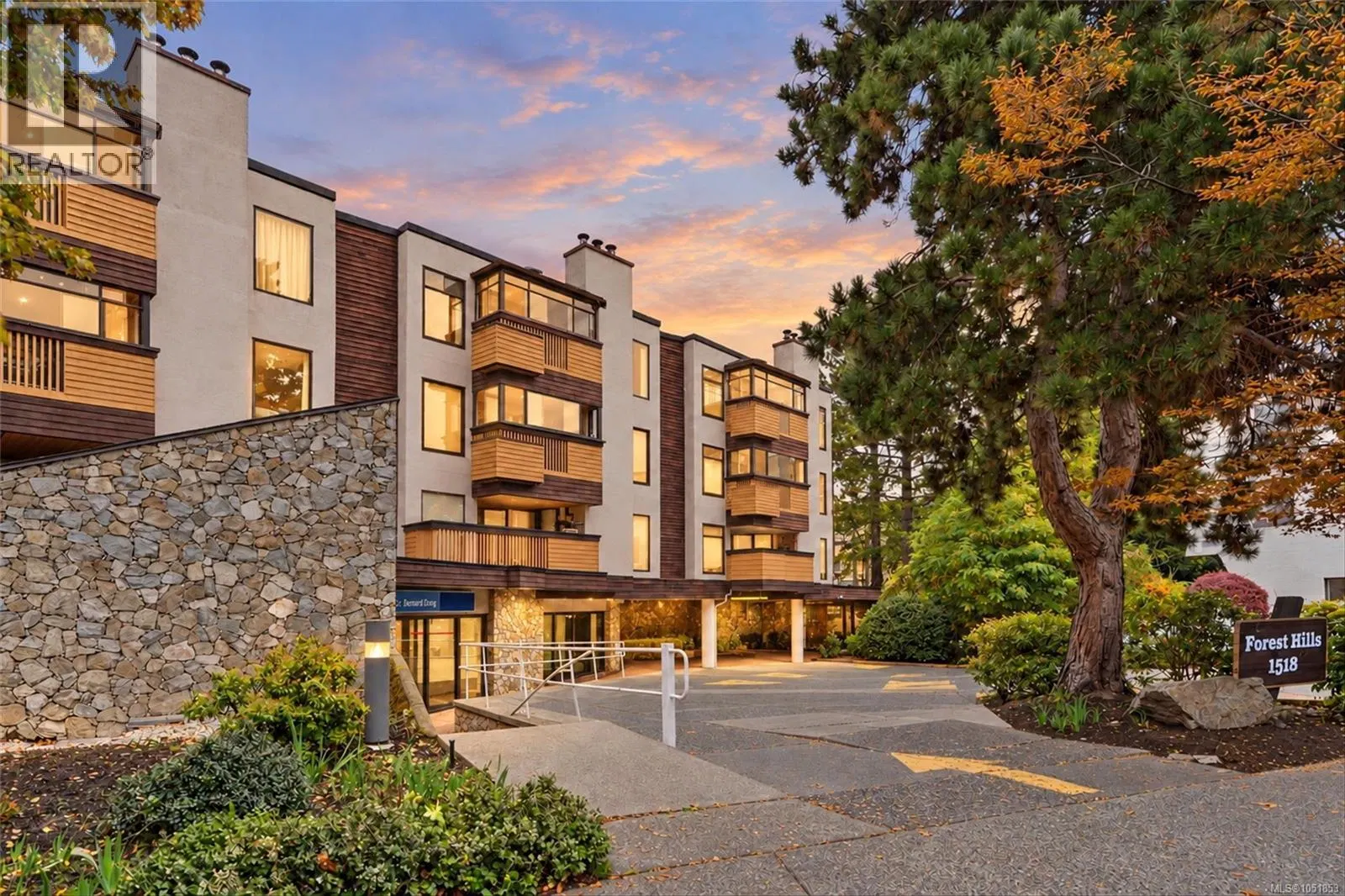 #306 – 1518 Pandora Avenue
