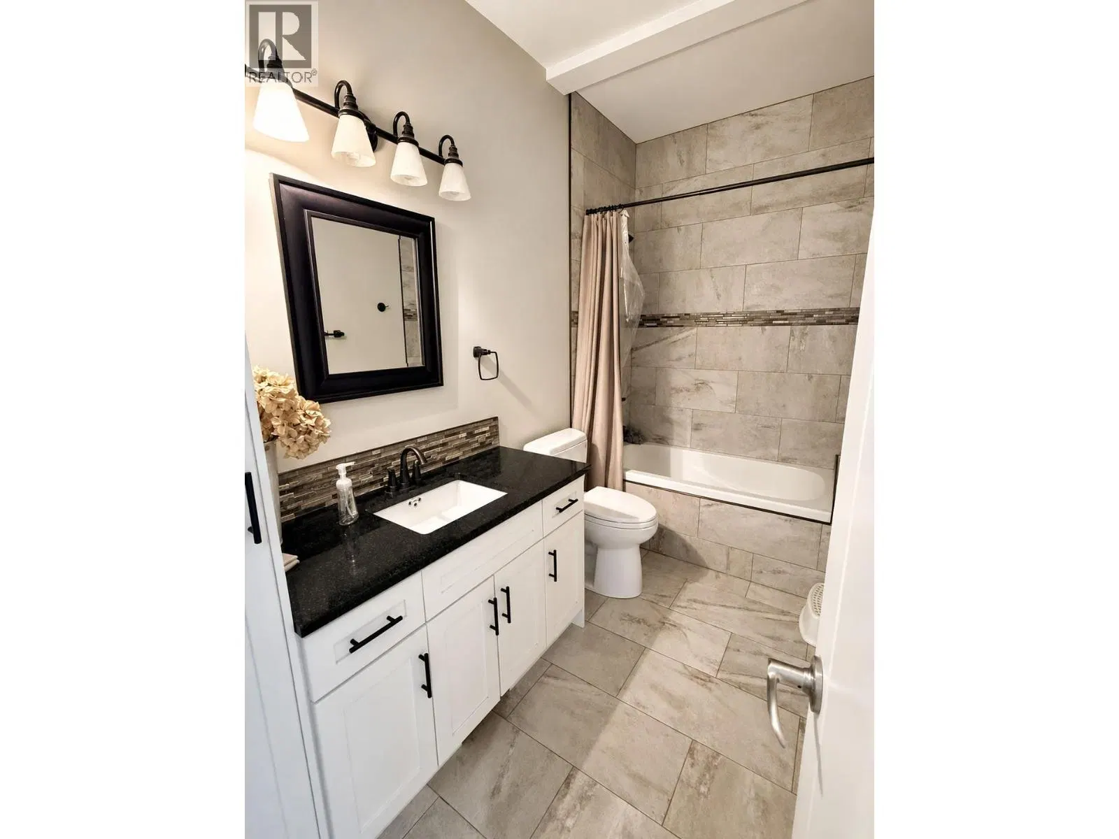 Photo 5 of 41 at 1511 Mount Royal Ridge Other