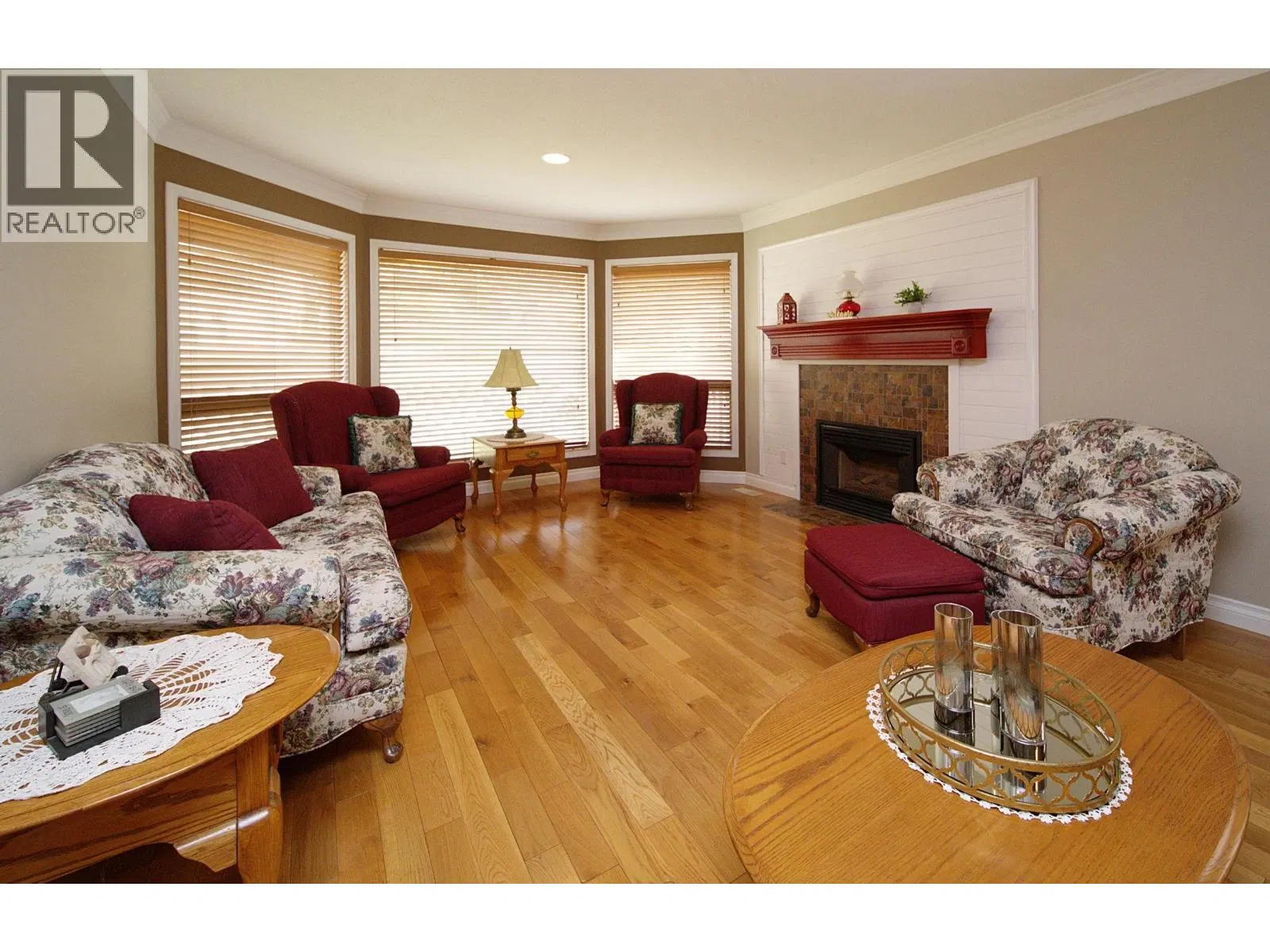 Photo 5 of 40 at 599 PEARKES Drive