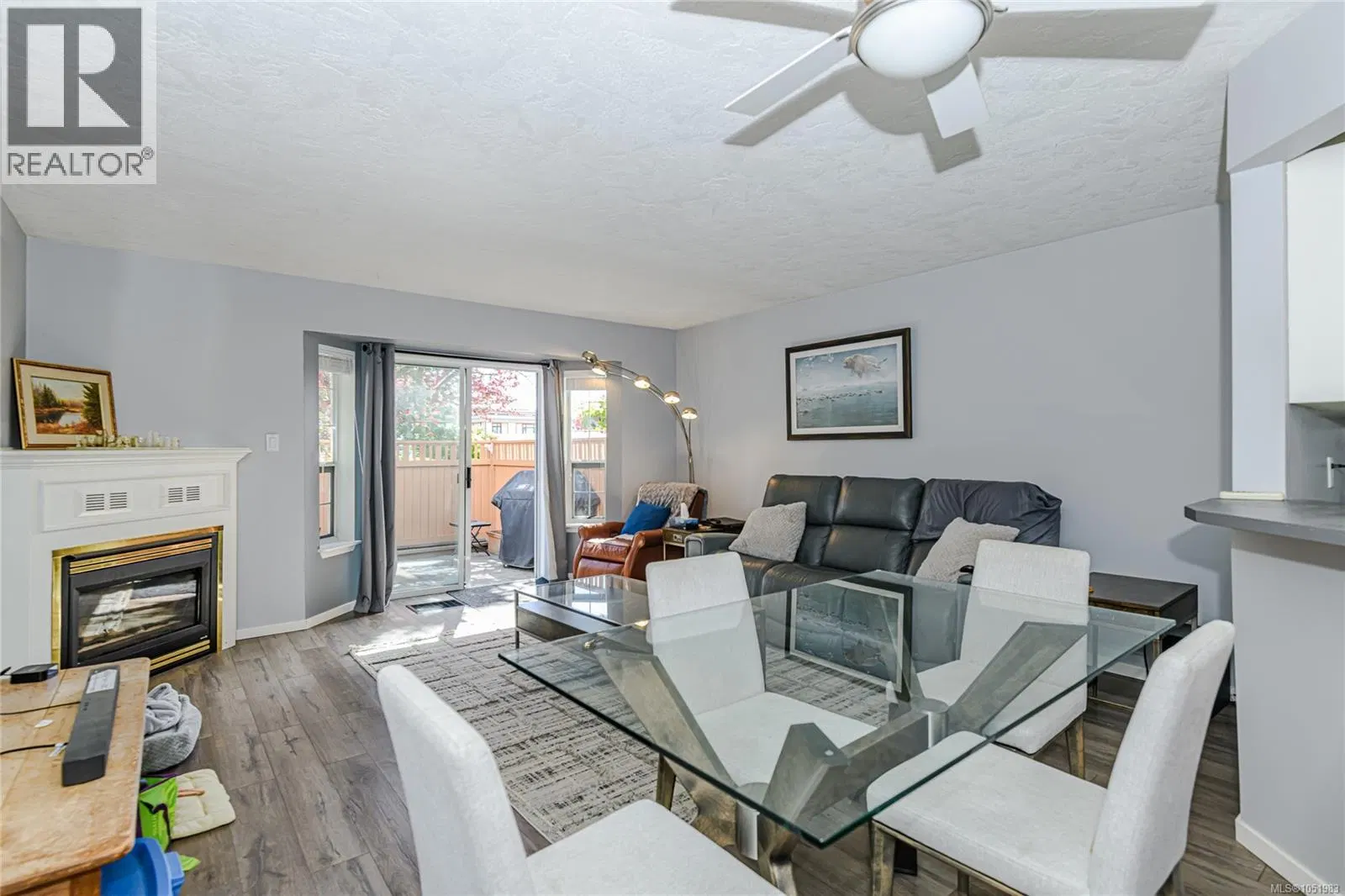 Photo 4 of 32 at #54 – 2070 Amelia Avenue