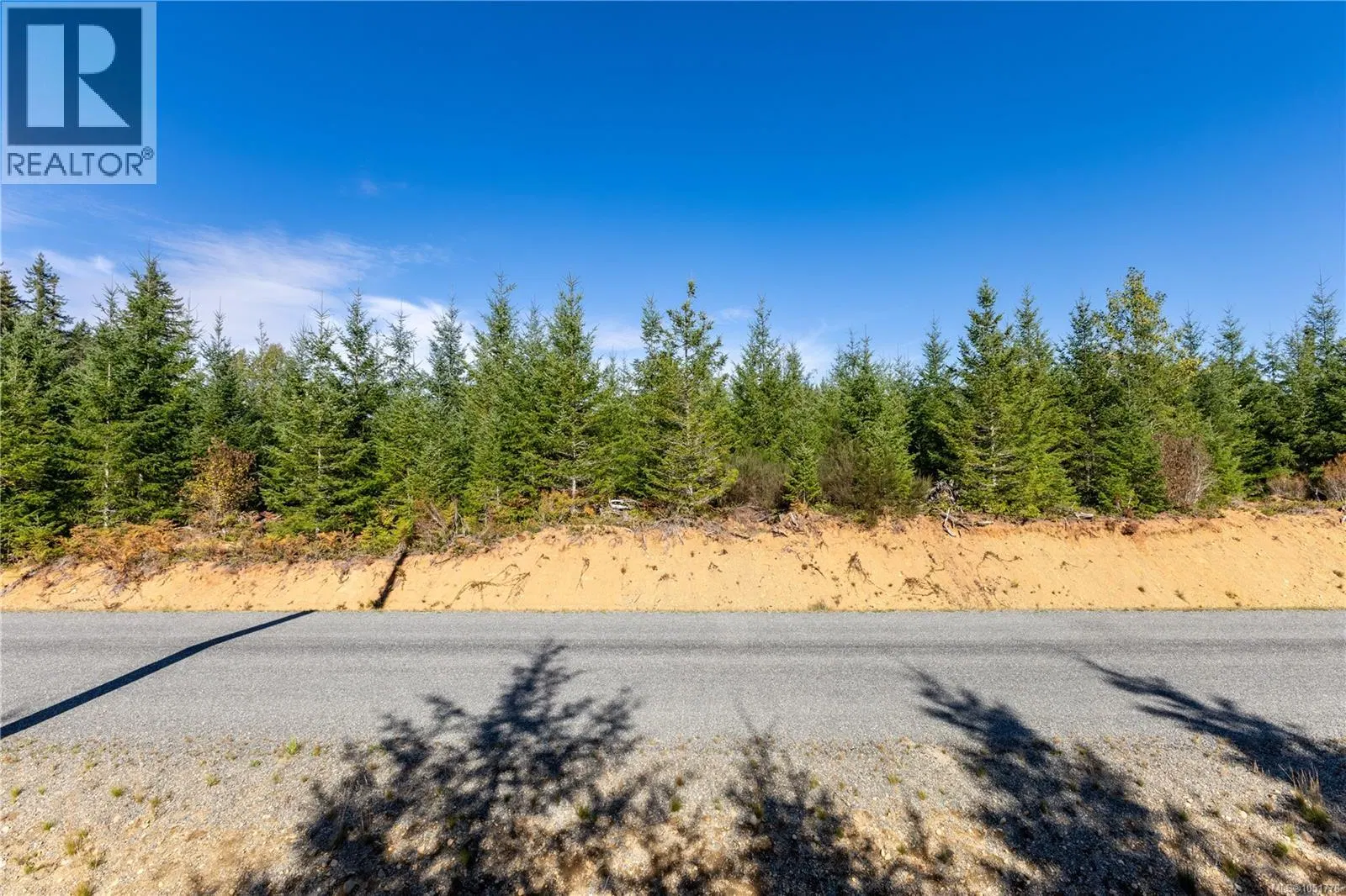 Photo 3 of 16 at Lot B Chantrelle Way