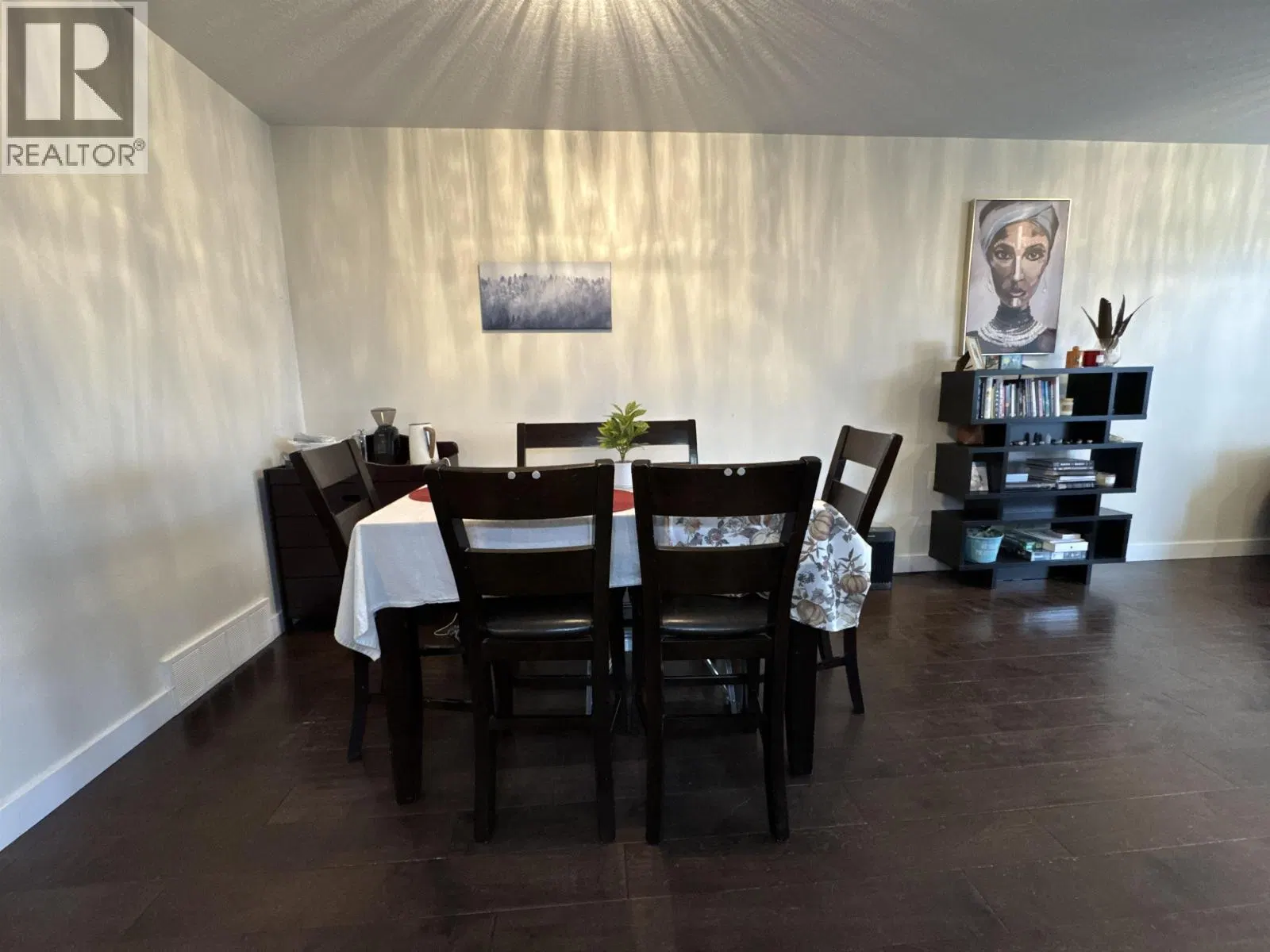 Photo 3 of 19 at 8618 74 Street