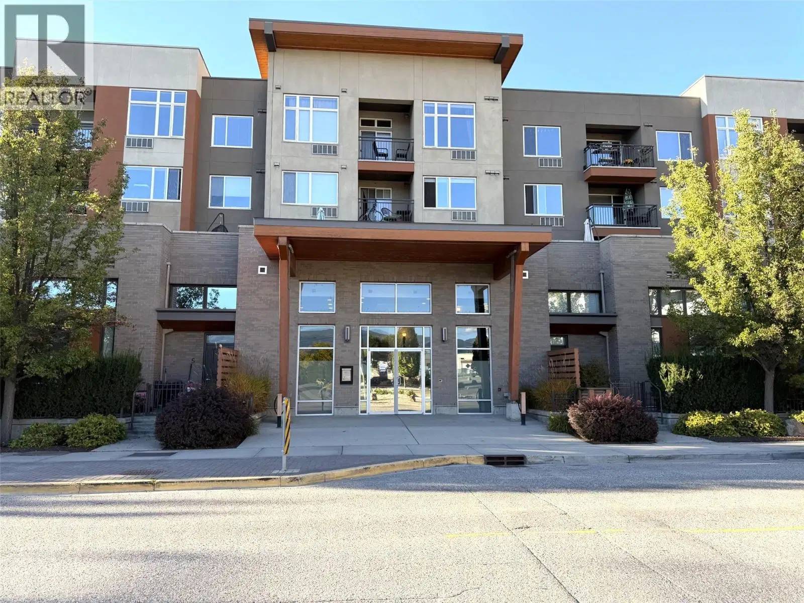#218 – 1550 Dickson Avenue