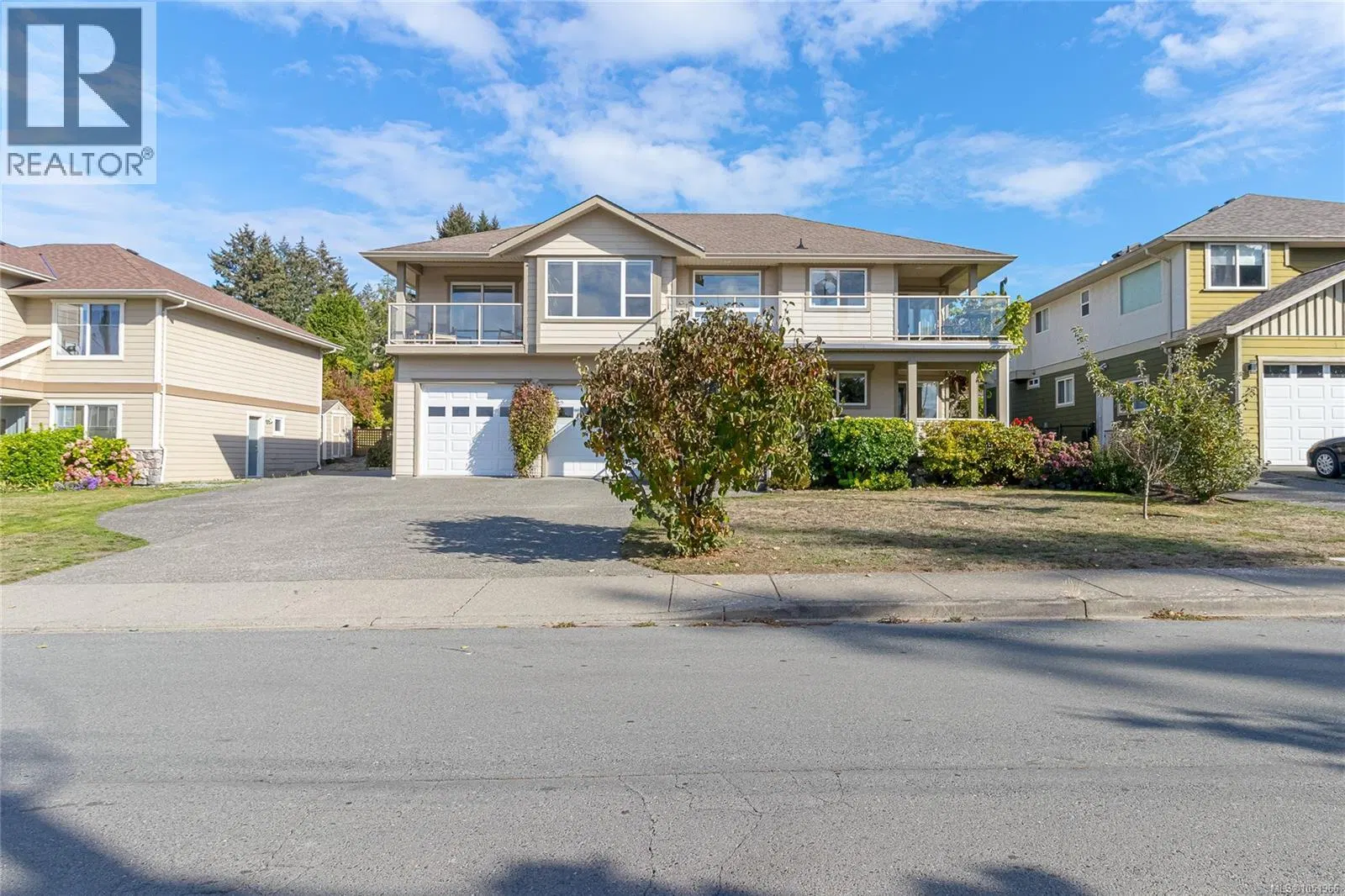 Photo 2 of 91 at 6309 Central Saanich Road