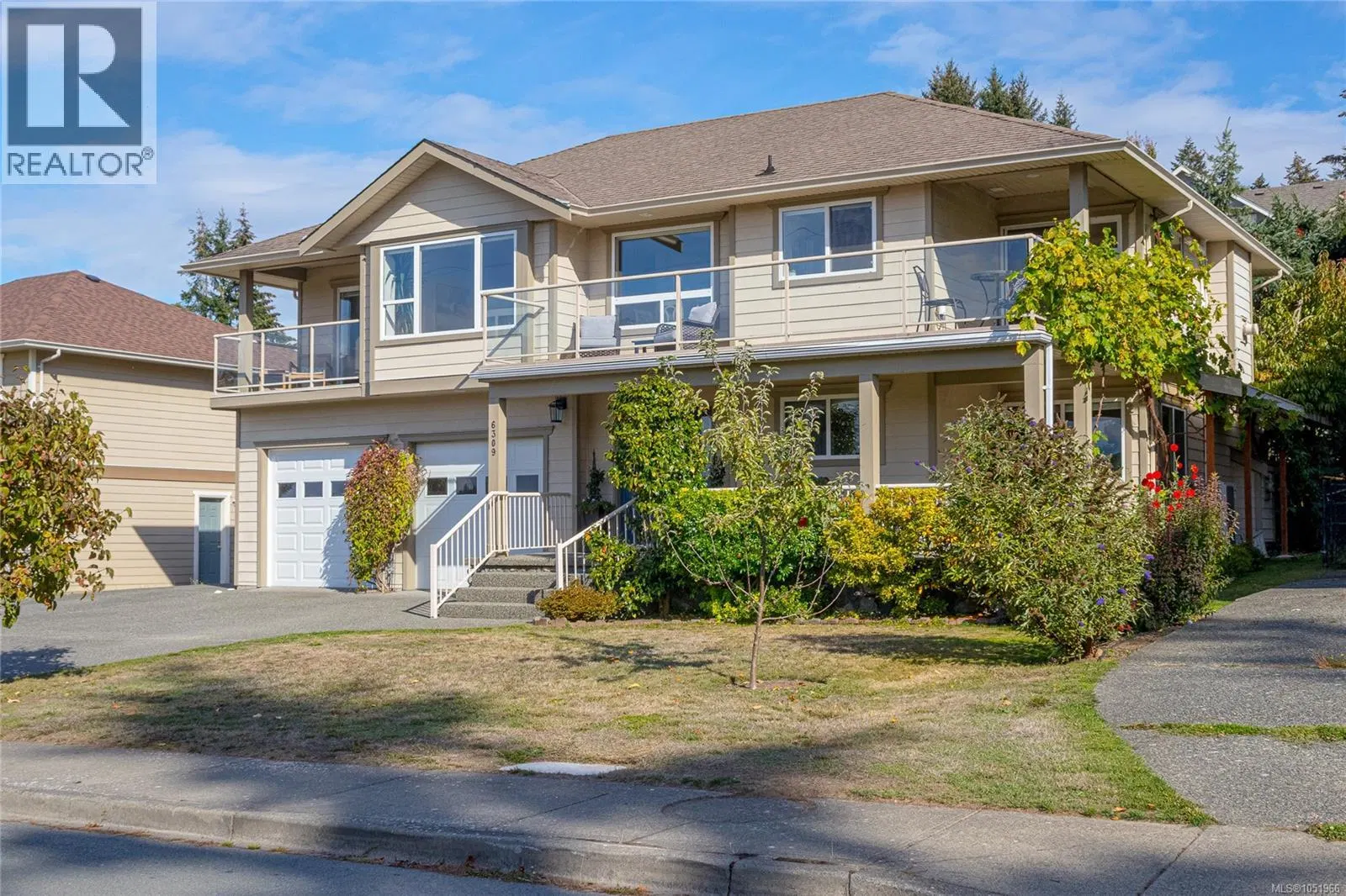 Photo 3 of 91 at 6309 Central Saanich Road