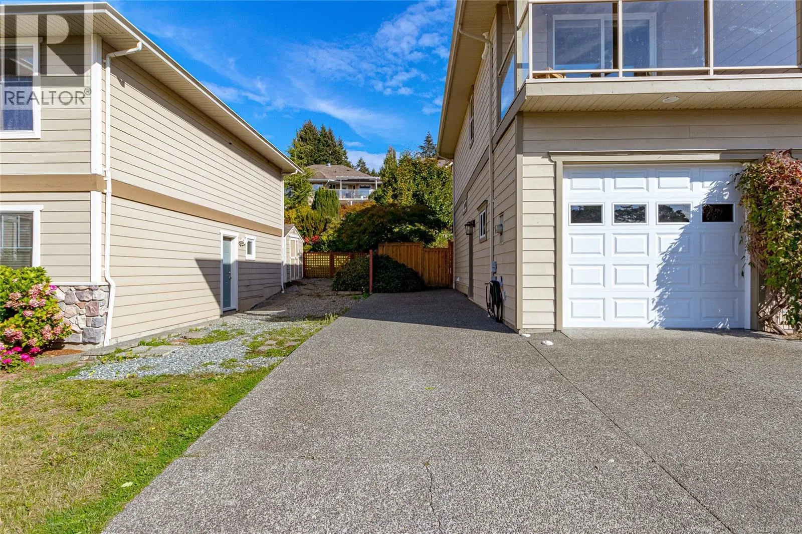 Photo 4 of 91 at 6309 Central Saanich Road