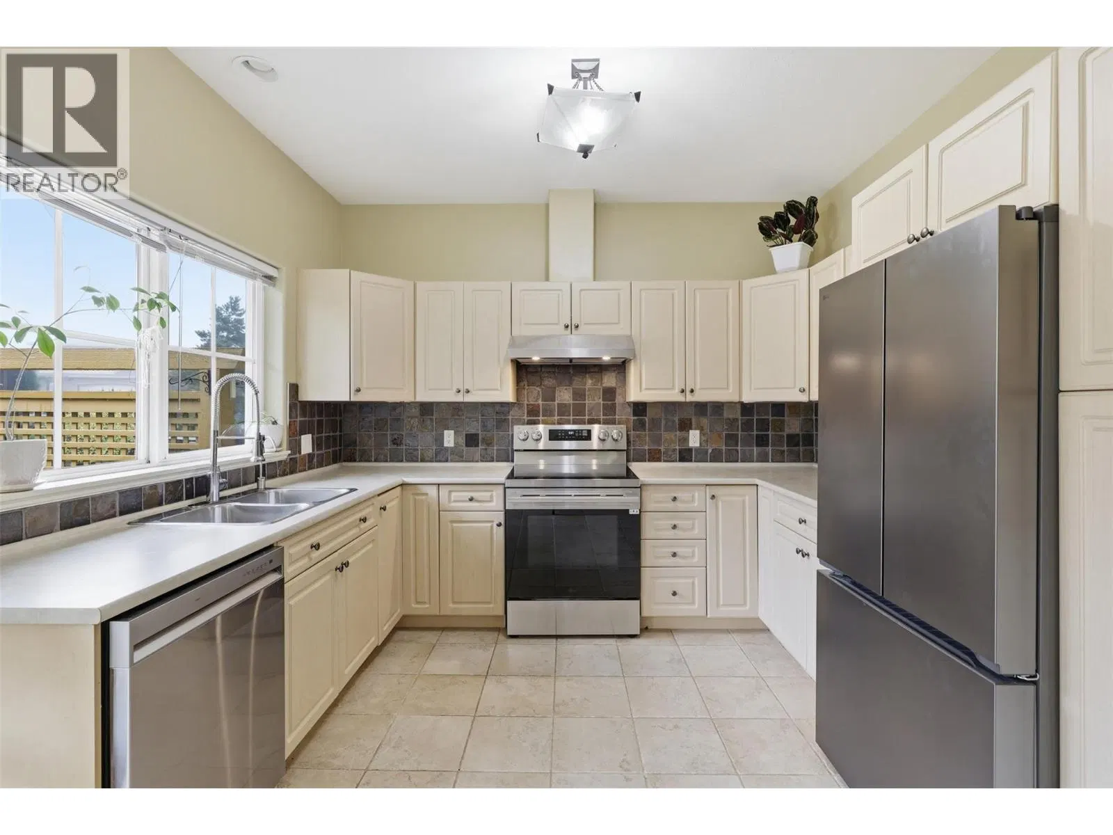 Photo 5 of 48 at #30 – 1055 ABERDEEN Drive