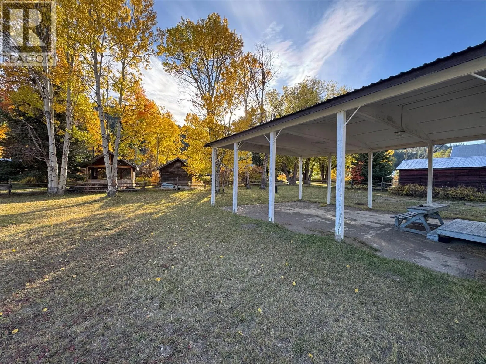 Photo 4 of 7 at 5597S Coldwater Road