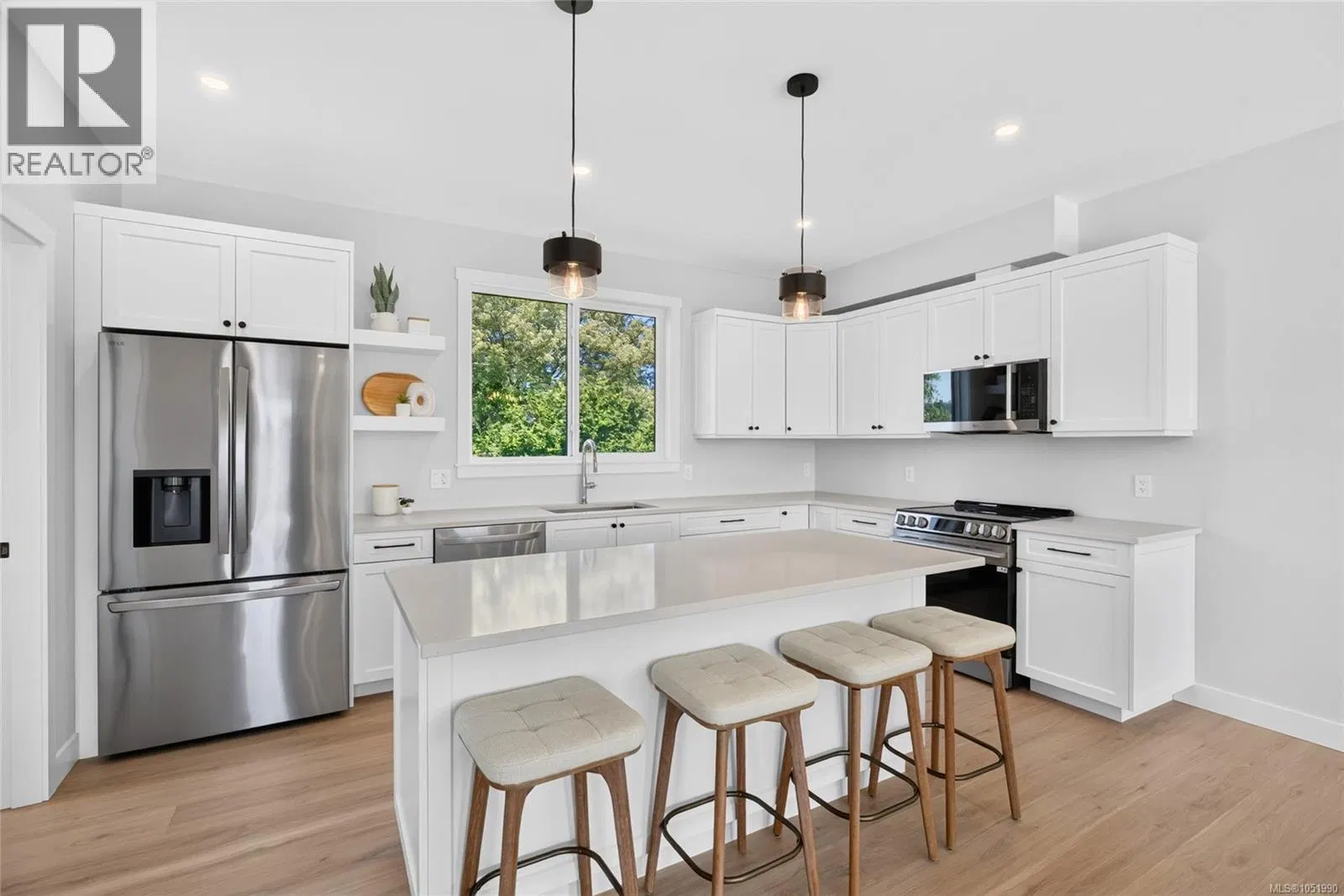 Photo 4 of 55 at 2022A Galerno Road