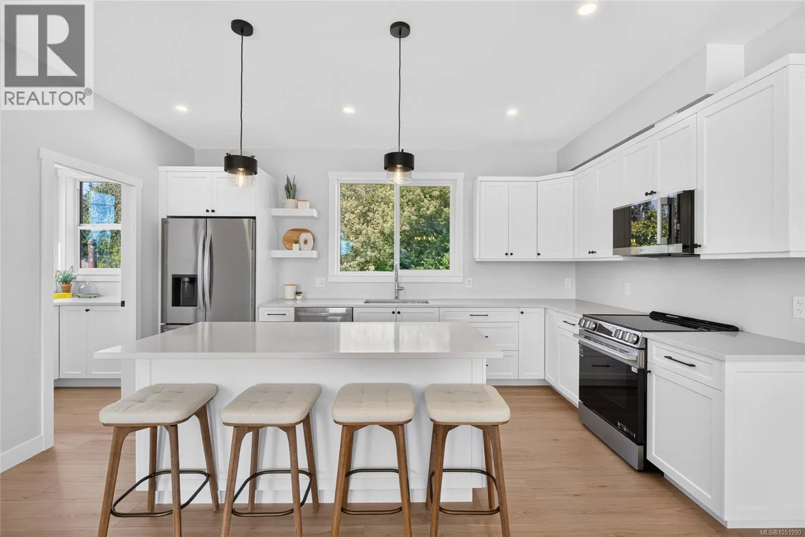 Photo 5 of 55 at 2022A Galerno Road