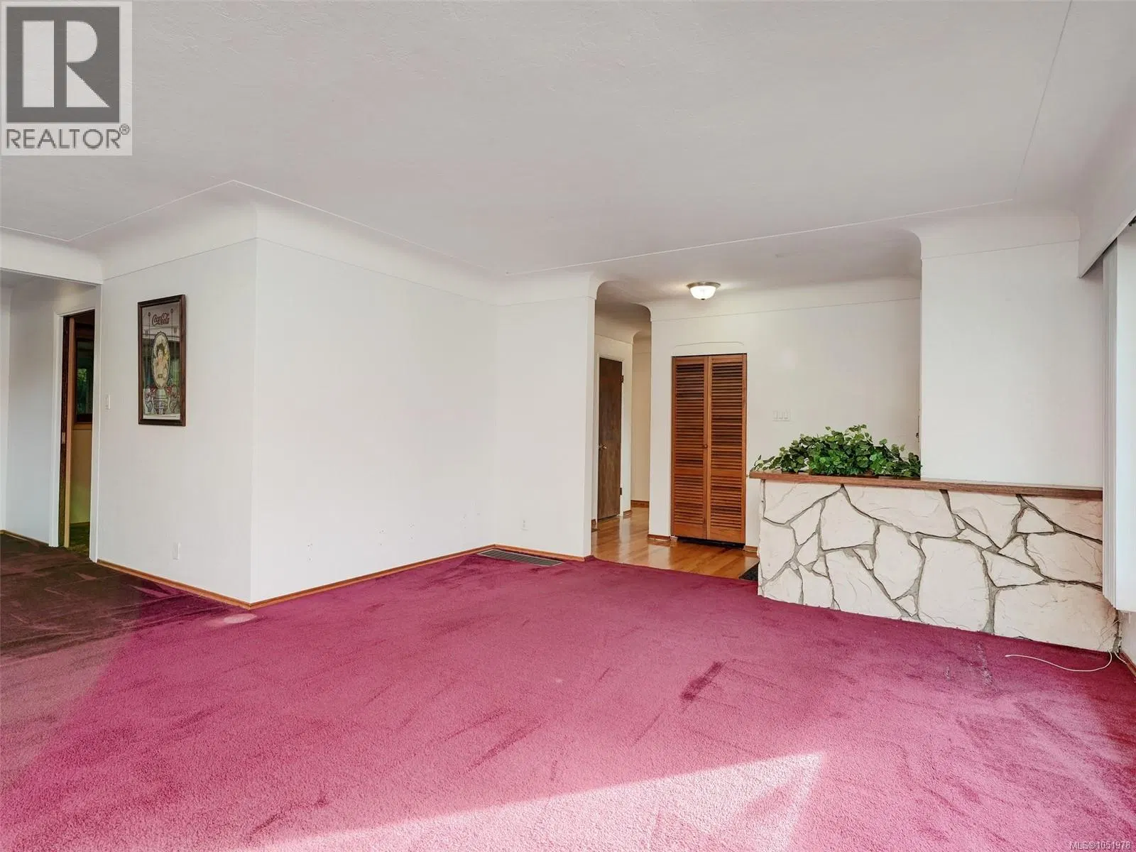 Photo 4 of 65 at 1614 Richardson Street