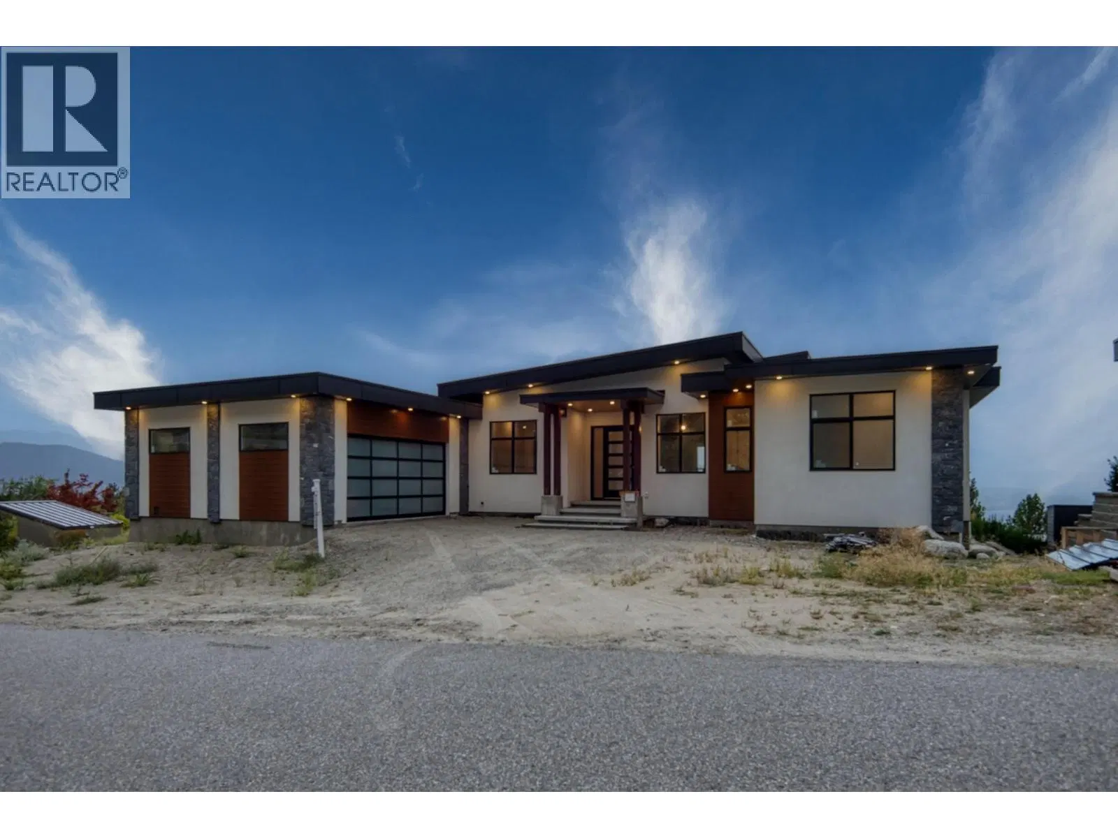 2835 Outlook Way