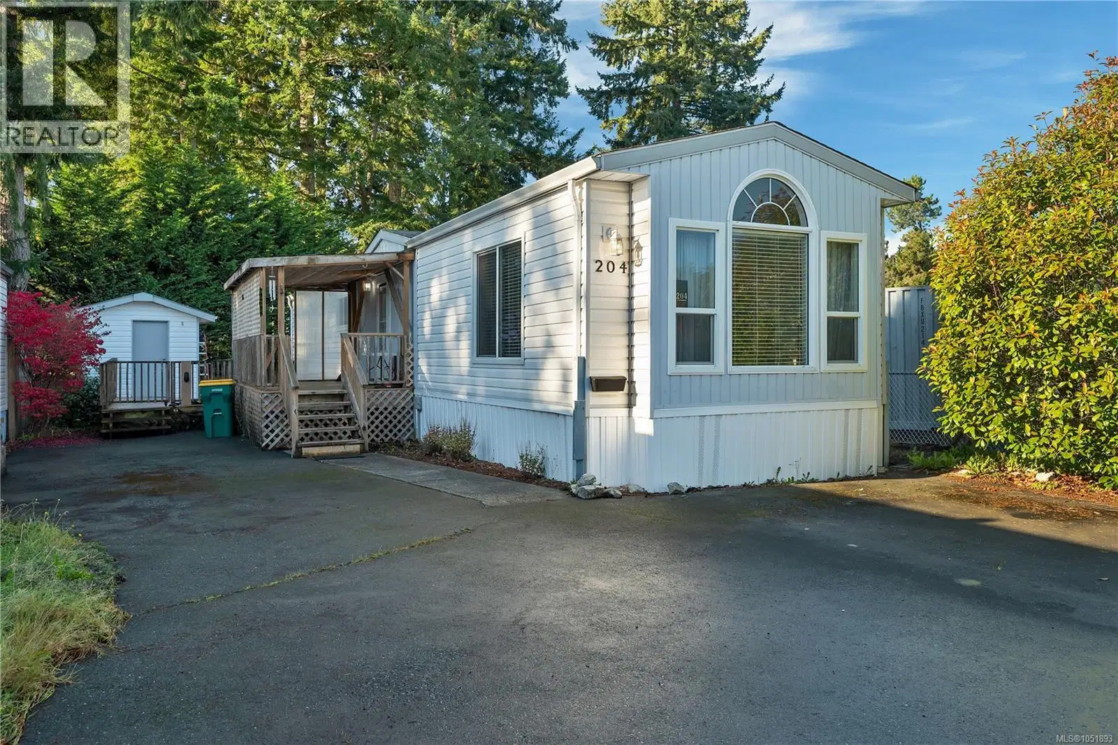 #204 – 3120 ISLAND Highway