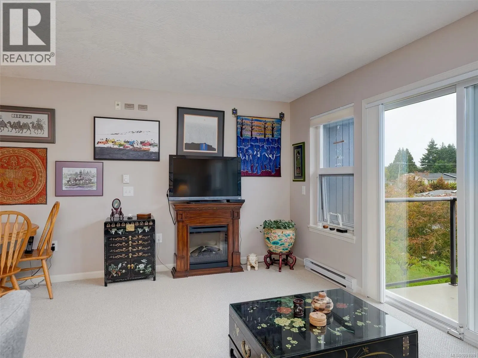 Photo 4 of 30 at #316 – 1485 Garnet Road