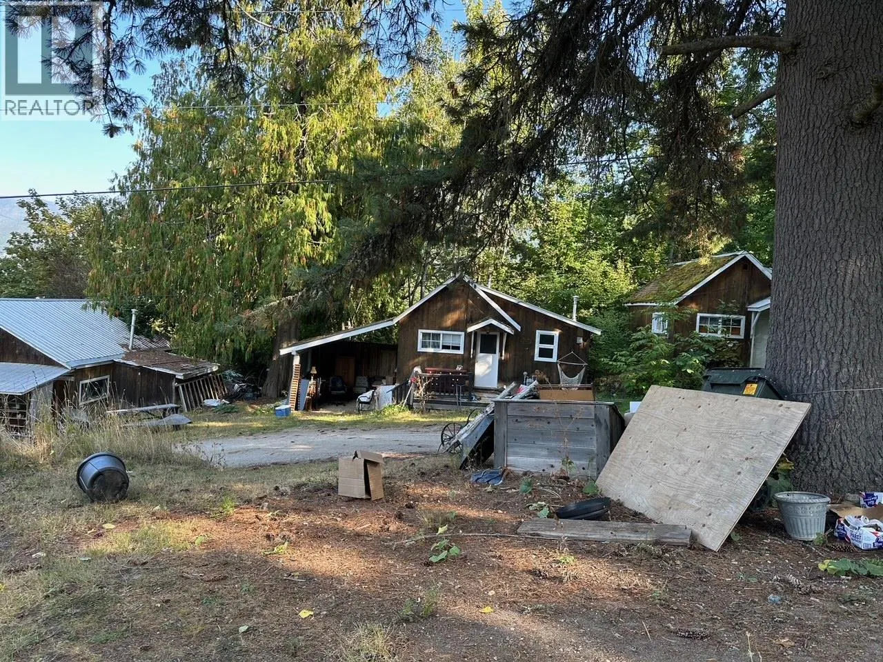 Photo 4 of 27 at 1595 Granite Road