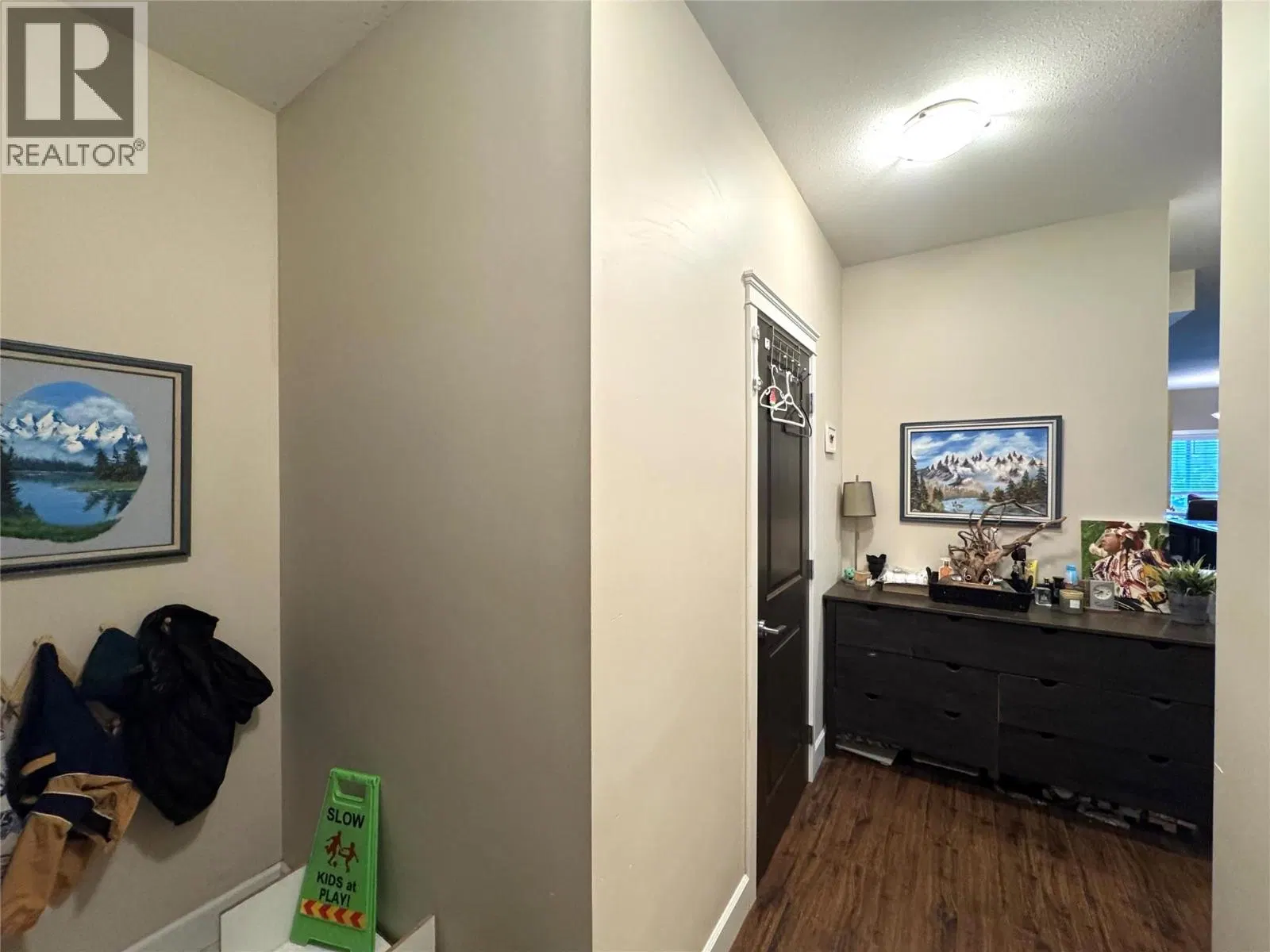 Photo 3 of 13 at #306 – 2799 Clapperton Avenue
