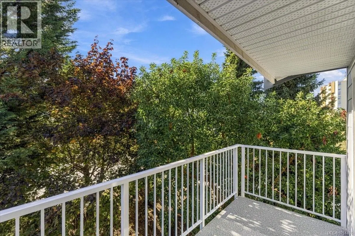 Photo 1 of 23 at #419 – 1600 Dufferin Crescent