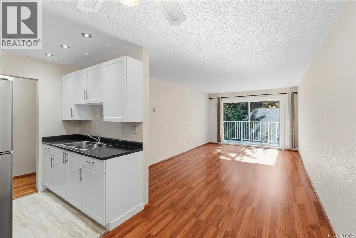 Photo 4 of 23 at #419 – 1600 Dufferin Crescent