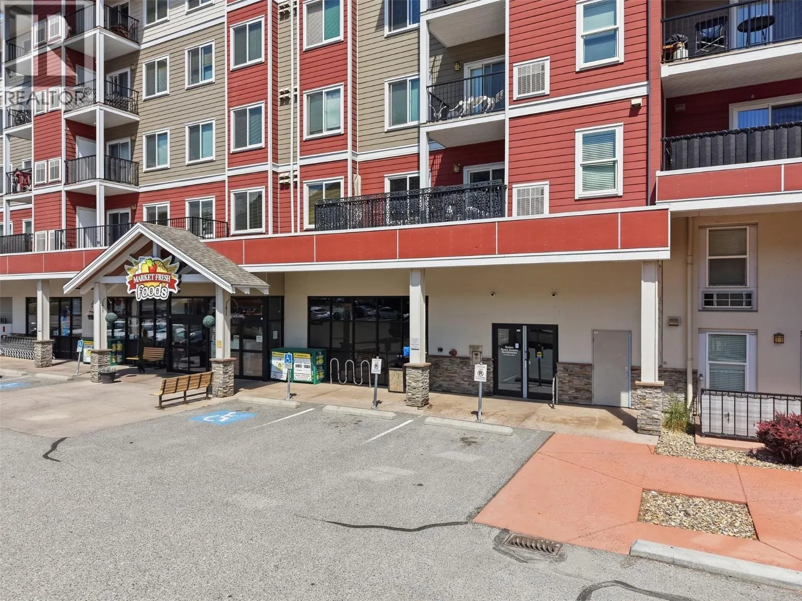Photo 2 of 37 at #522 – 5170 DALLAS Drive