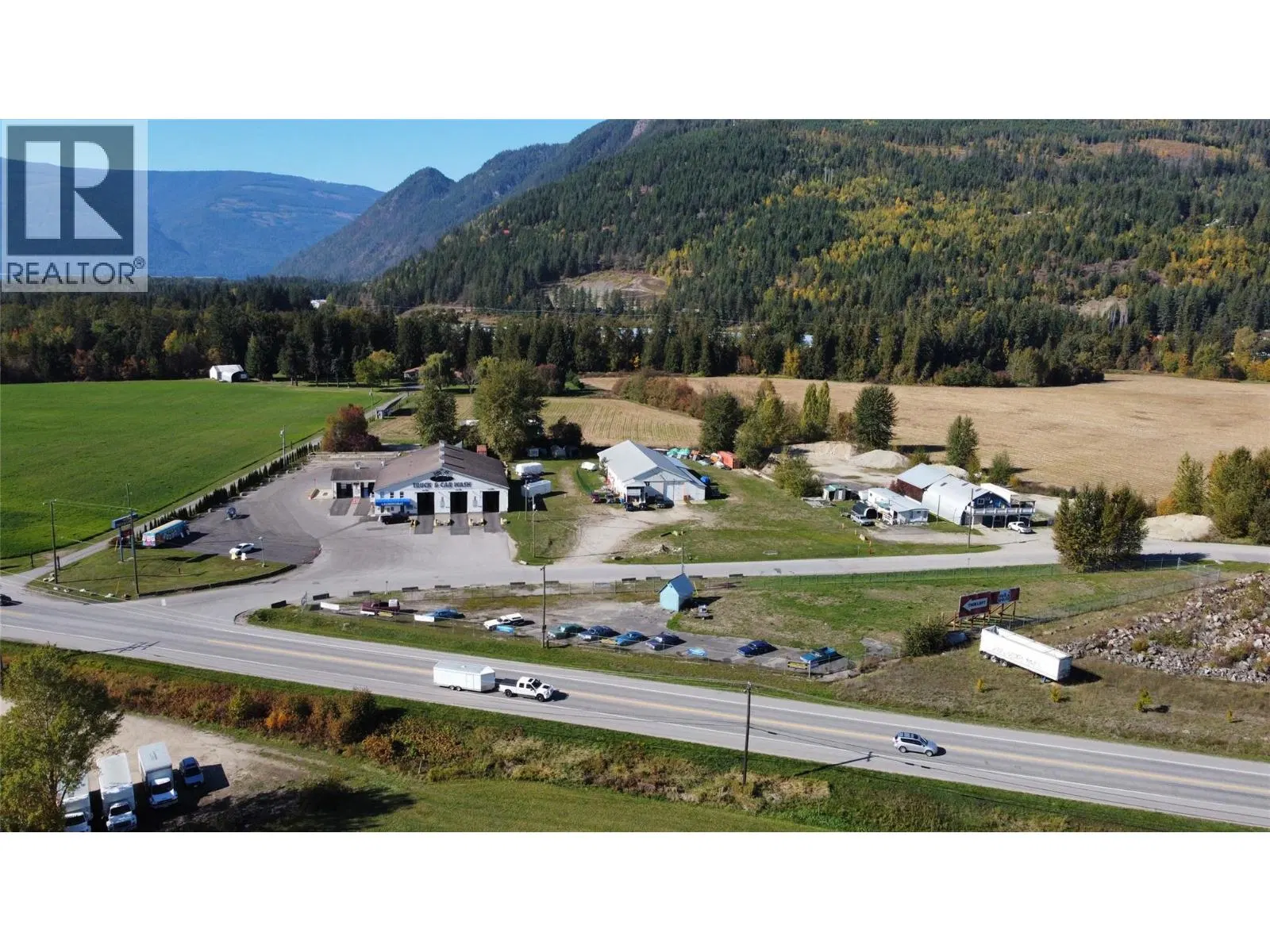 Photo 3 of 21 at 1310 Trans Canada Highway