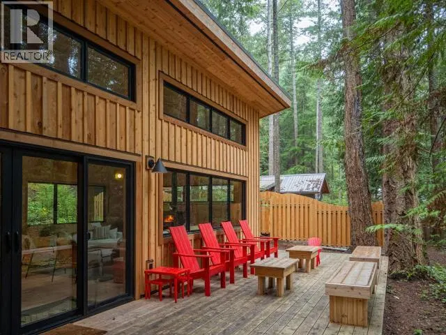 Photo 5 of 41 at Savary Island